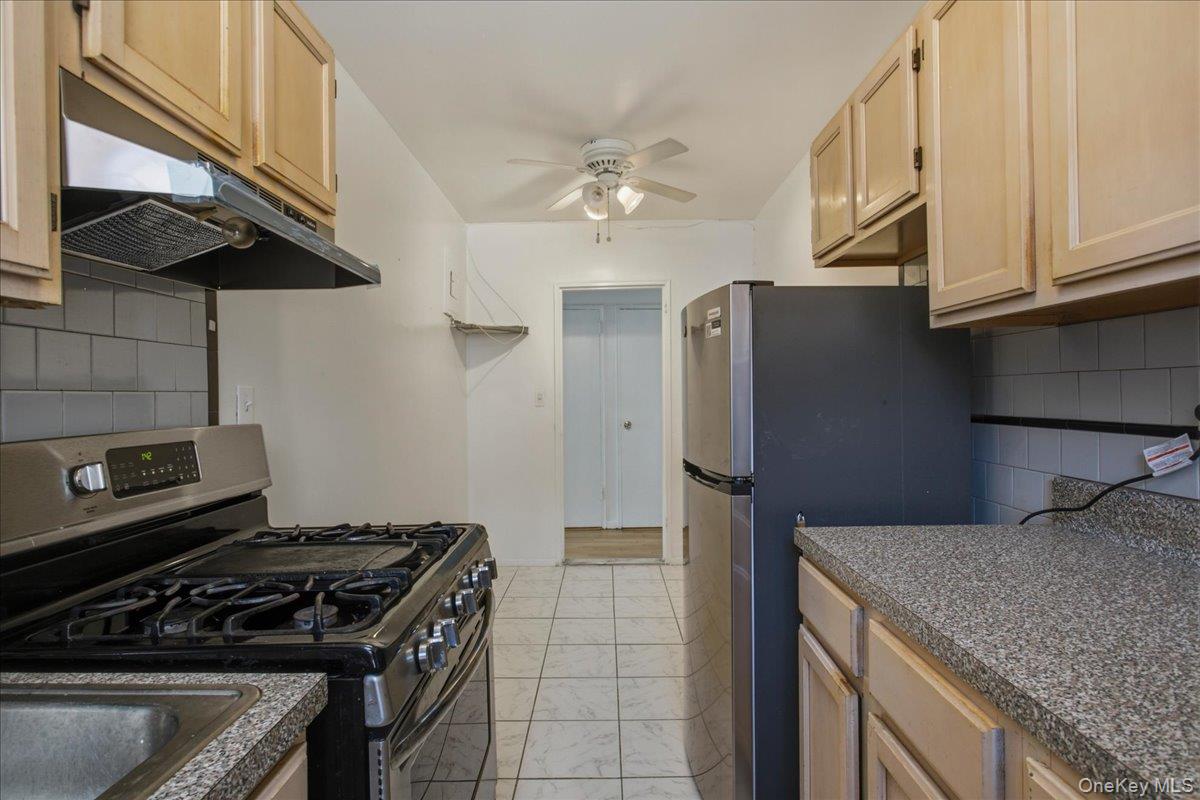 279 N Broadway 8r Property Photo 8