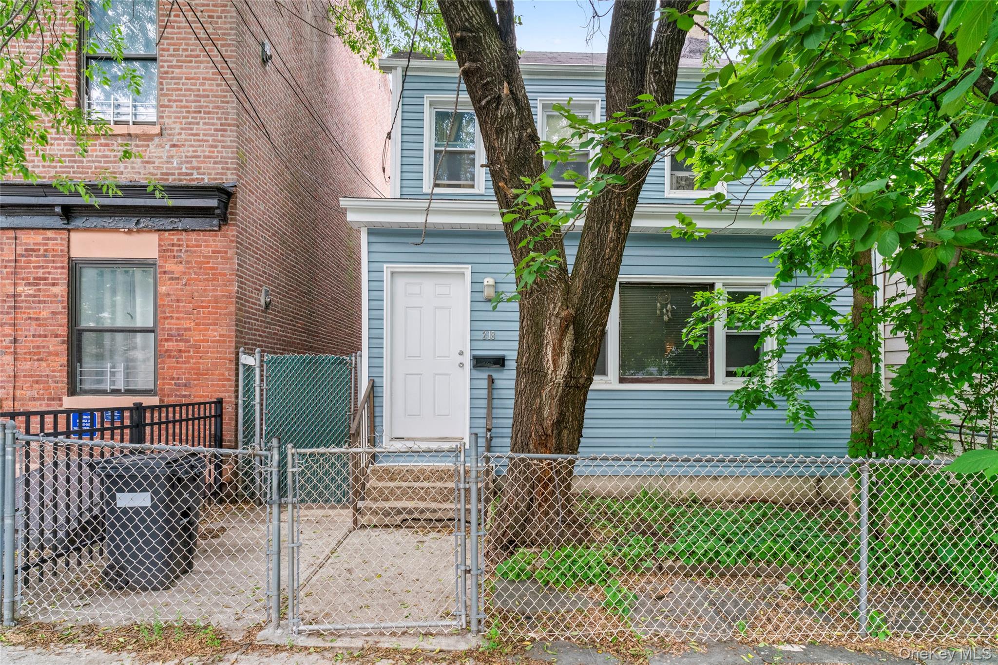 218 Targee Street Property Photo 2
