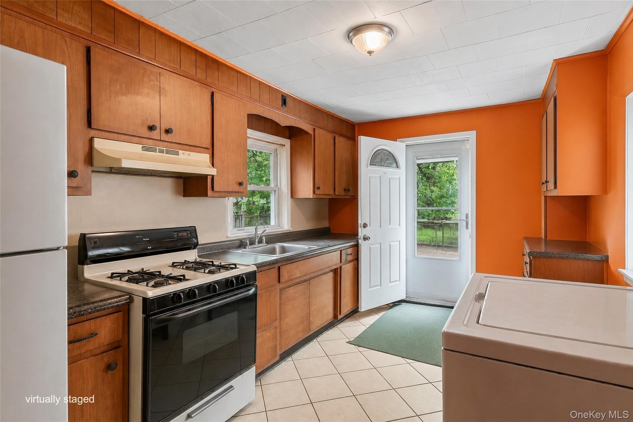 218 Targee Street Property Photo 15