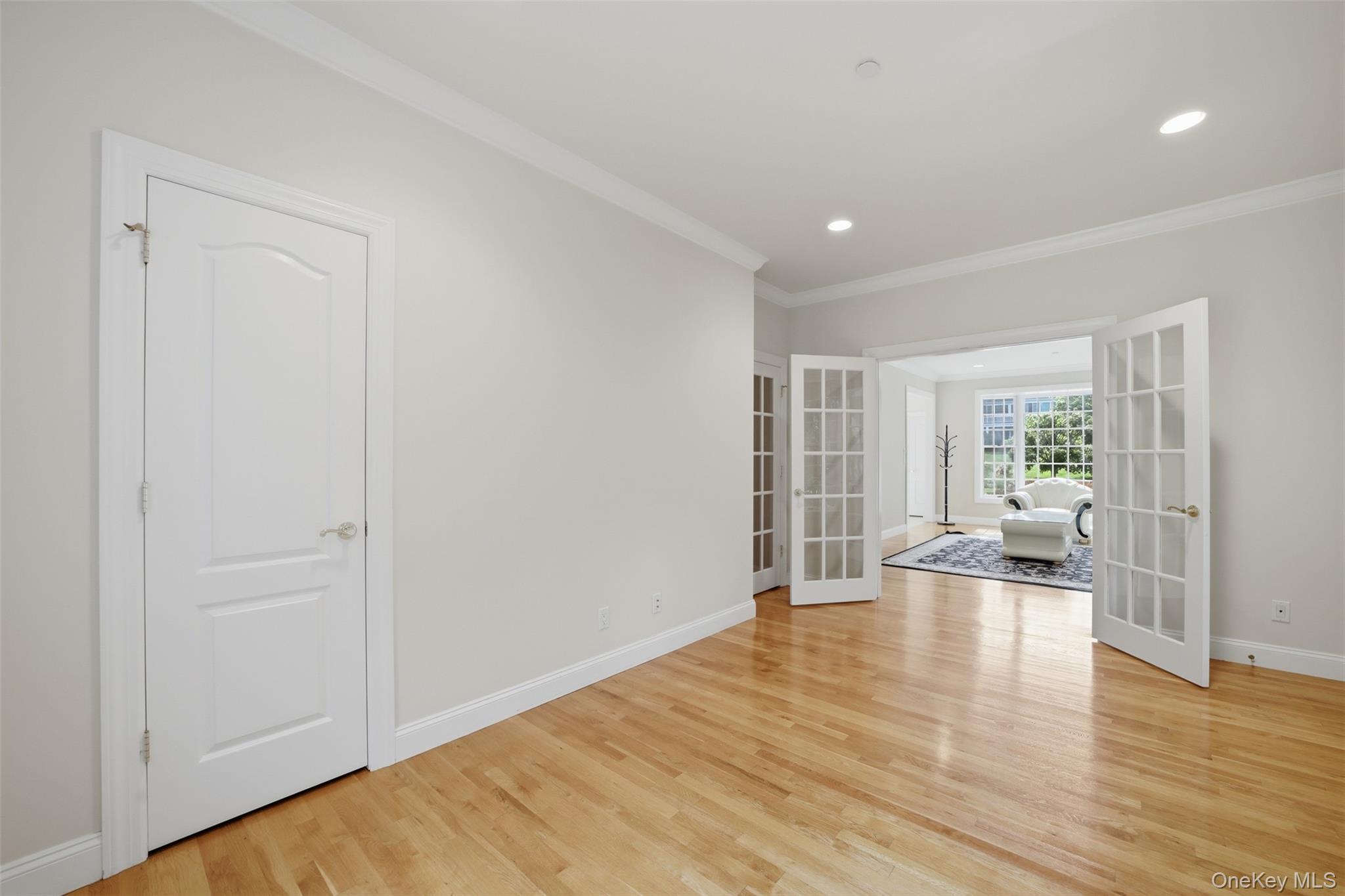 19 Shelley Lane Property Photo 6