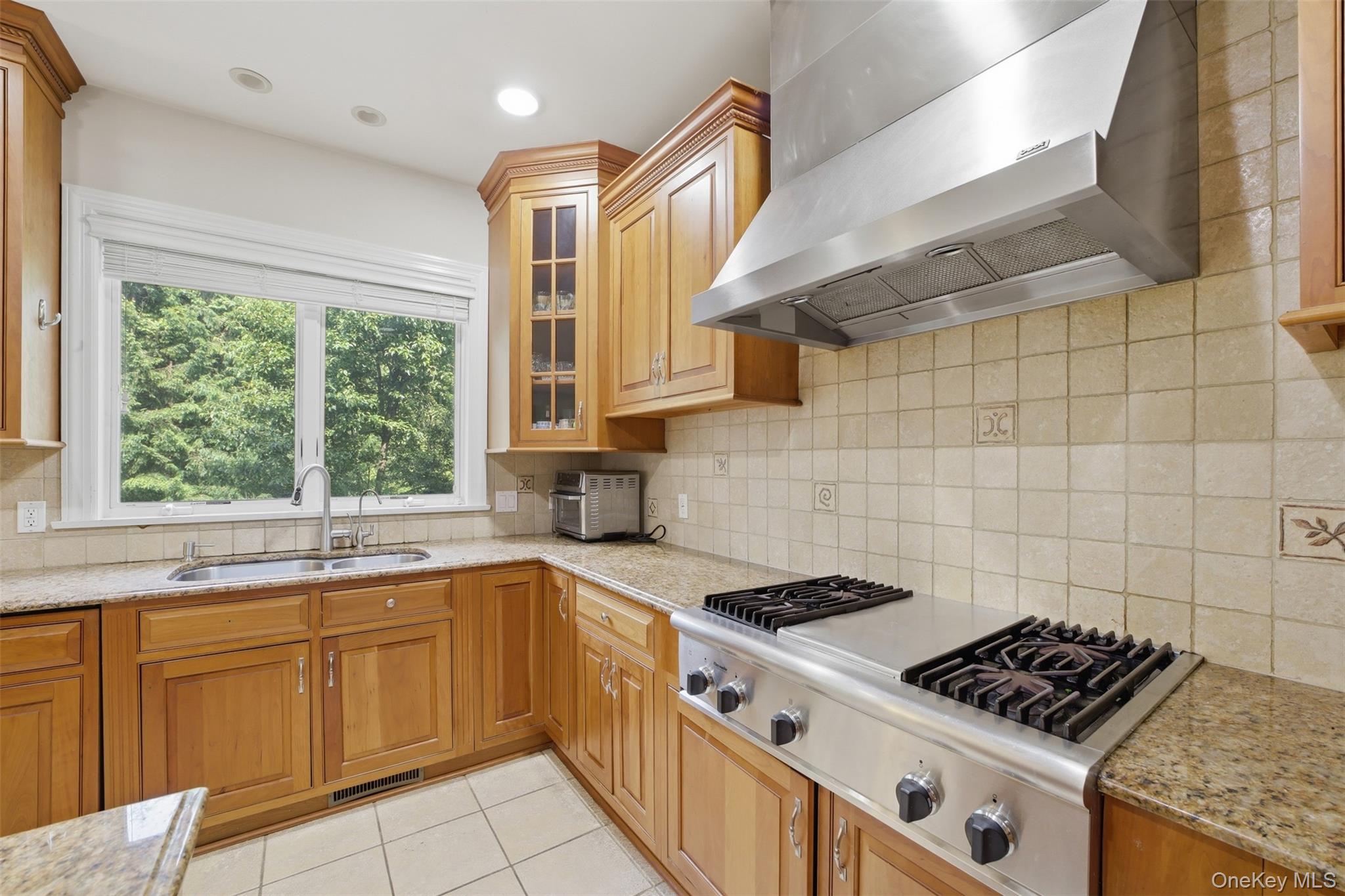 19 Shelley Lane Property Photo 13
