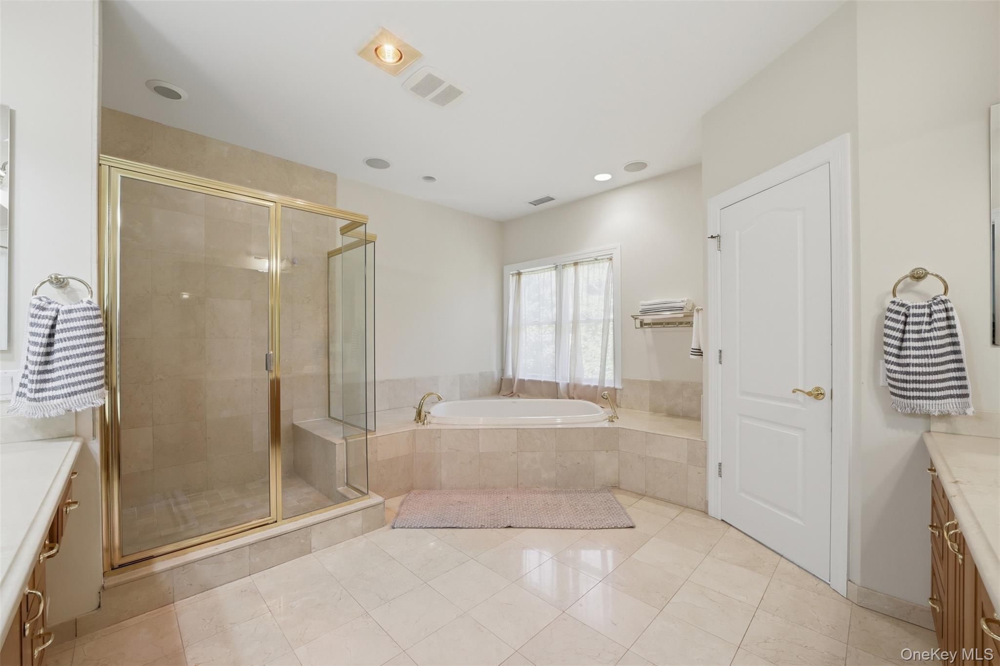 19 Shelley Lane Property Photo 27
