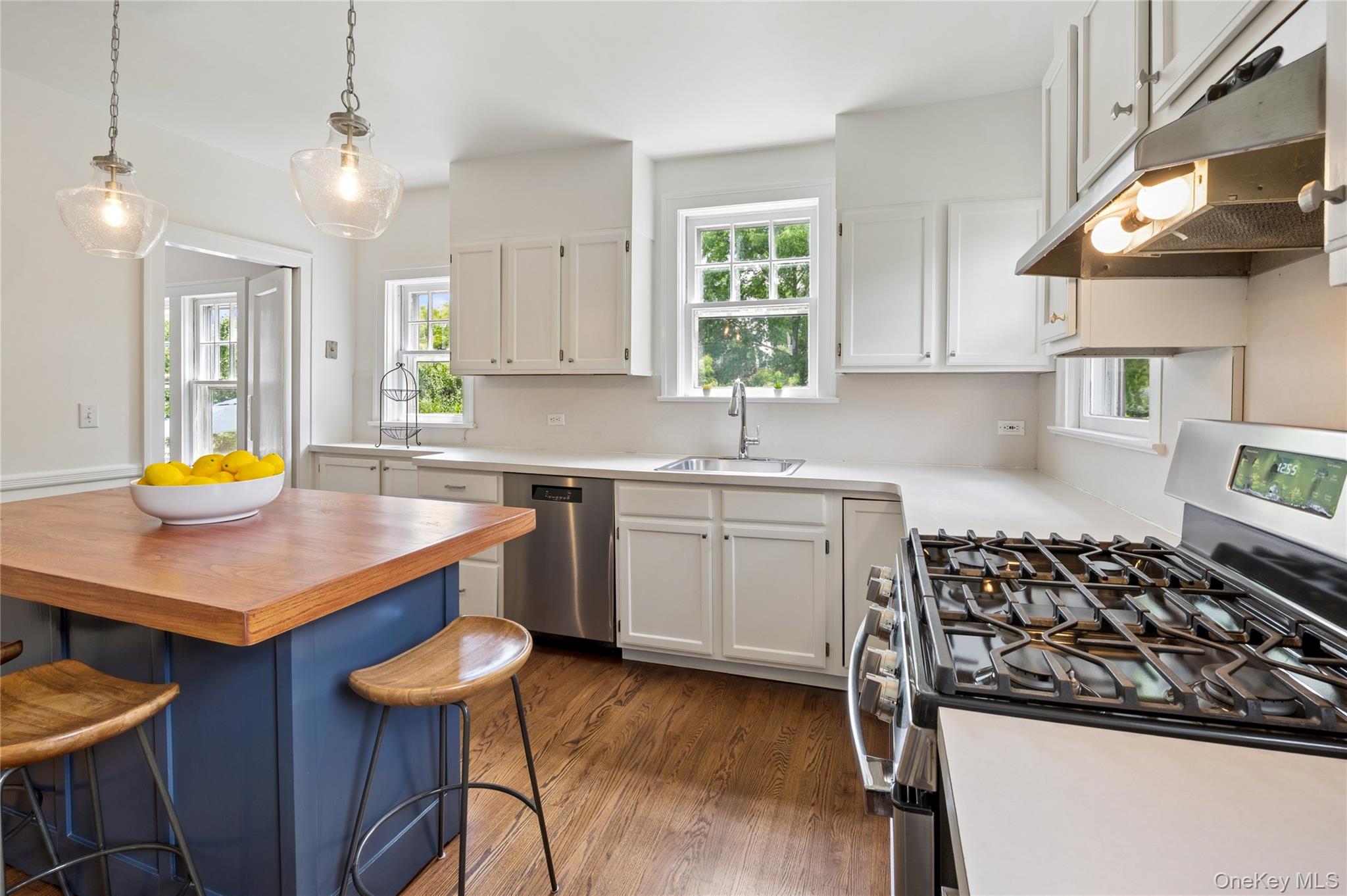 632 Colonial Avenue Property Photo 15