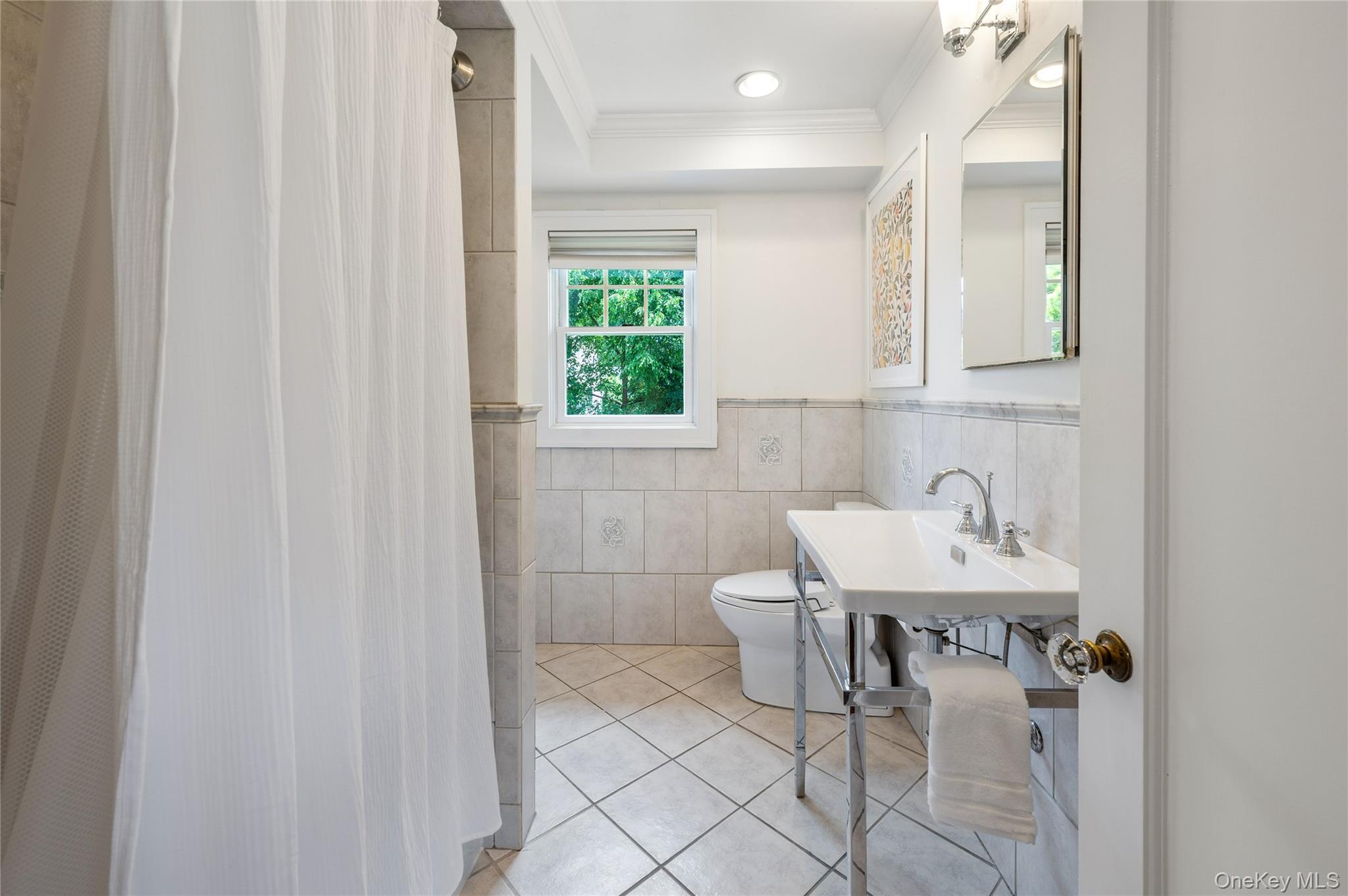 632 Colonial Avenue Property Photo 17