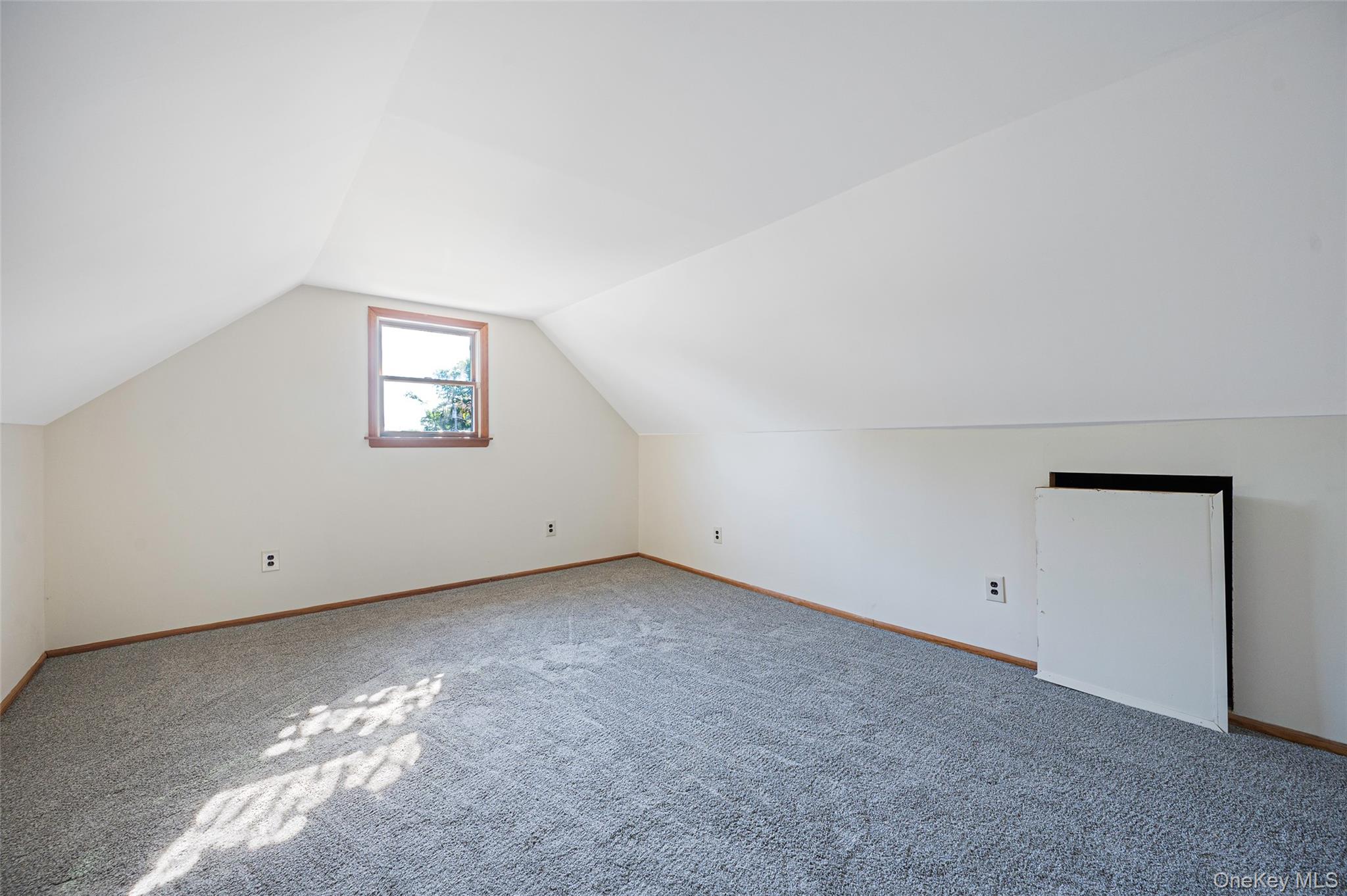403 Brookside Court Property Photo 17