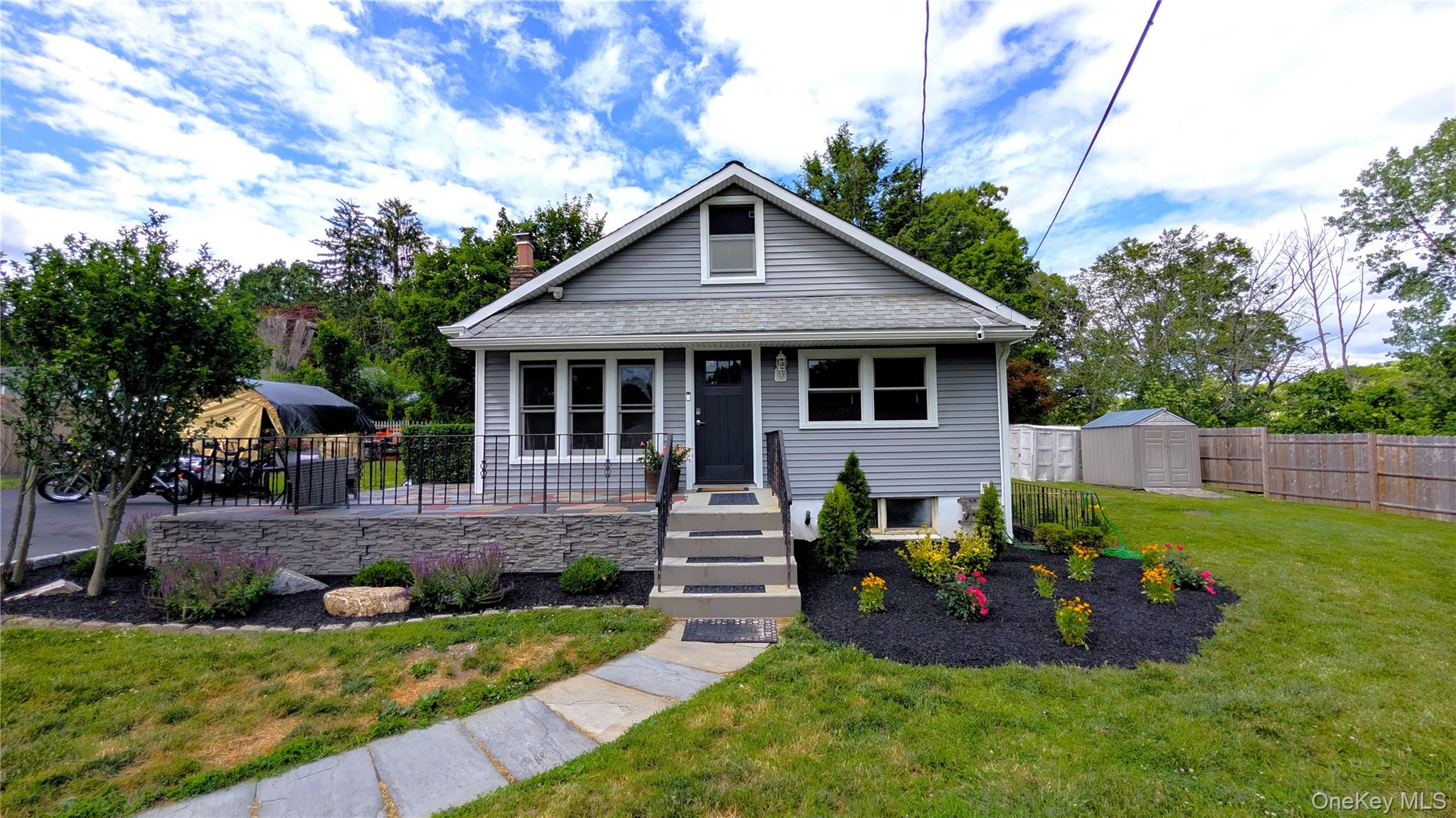 26 Roslyn Road Property Photo 1