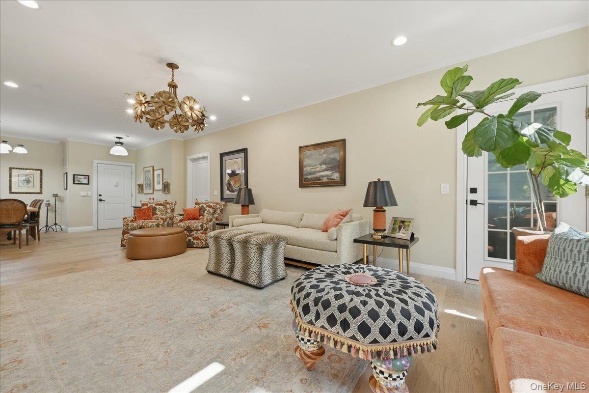 15103 Aspenwood Drive Property Photo 6