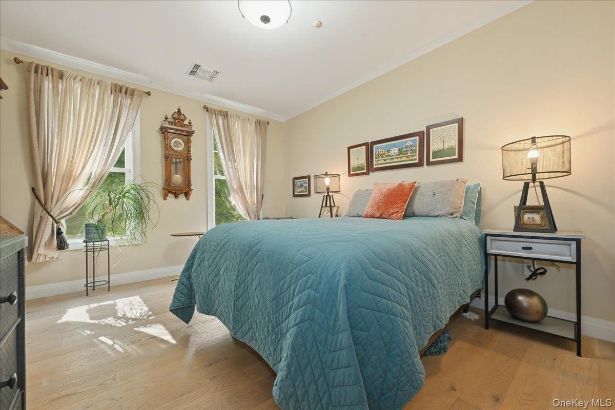 15103 Aspenwood Drive Property Photo 17