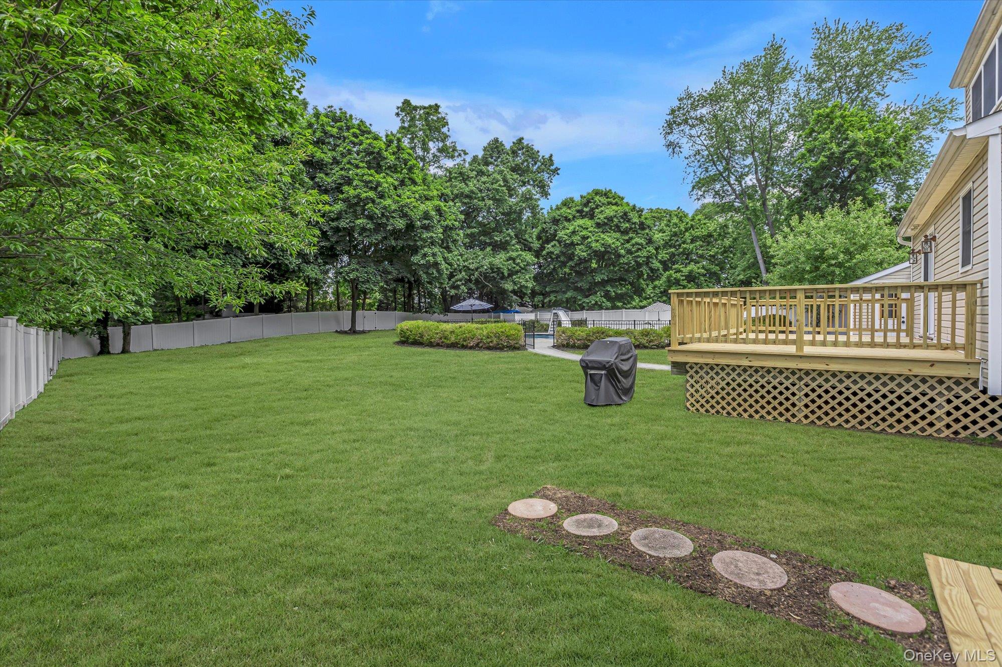 14 Brittany Court Property Photo 25