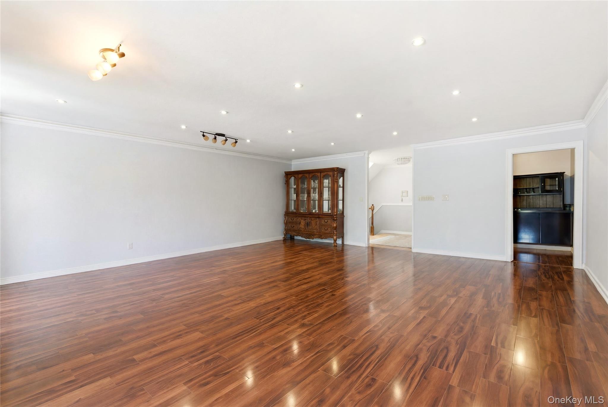 16306 71st Avenue 1323 Property Photo 6