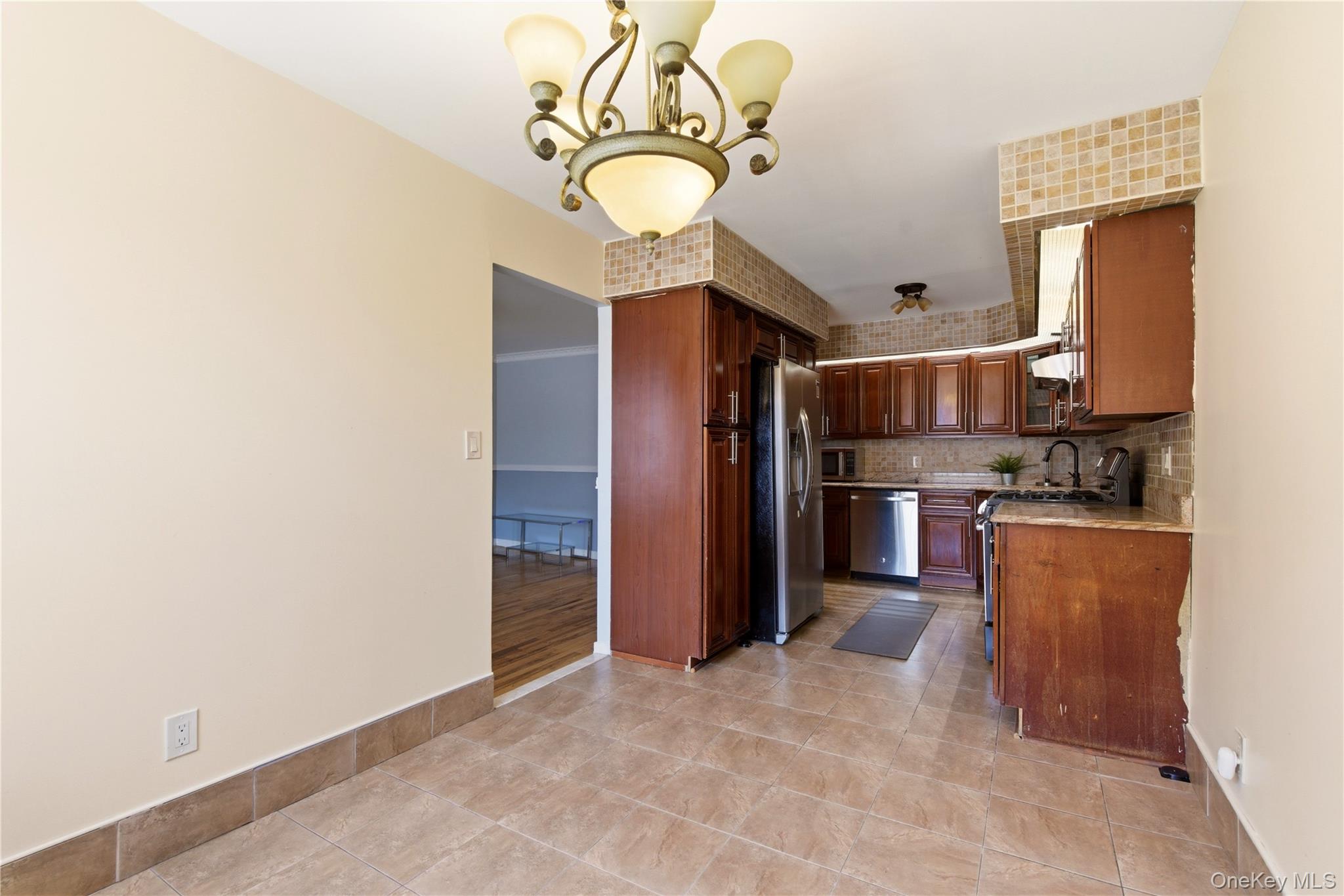 16306 71st Avenue 1323 Property Photo 16
