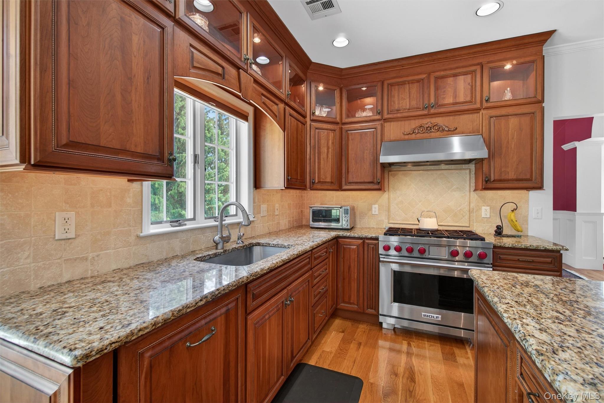 8 Twin Spring Lane Property Photo 14