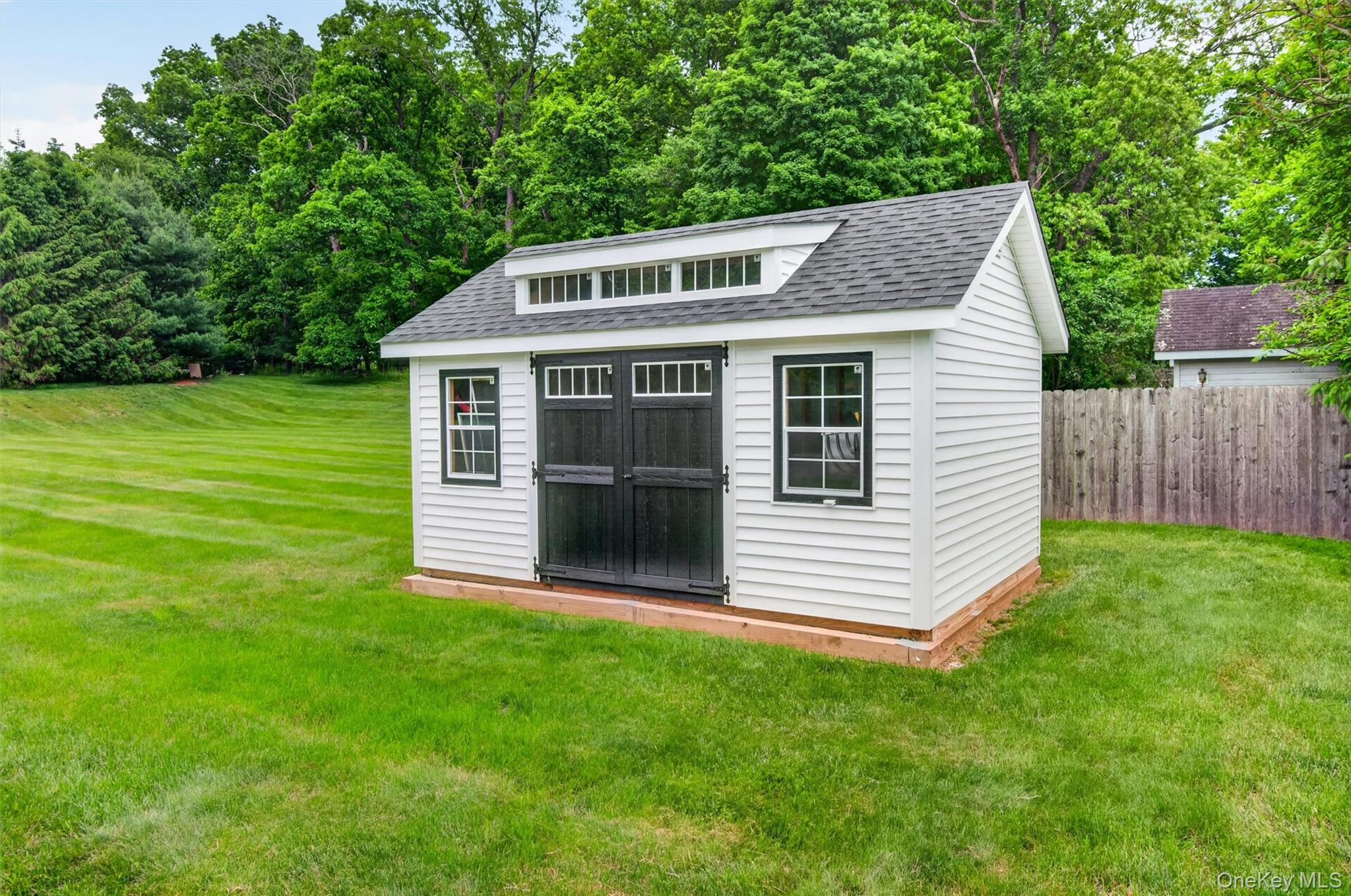 8 Twin Spring Lane Property Photo 41