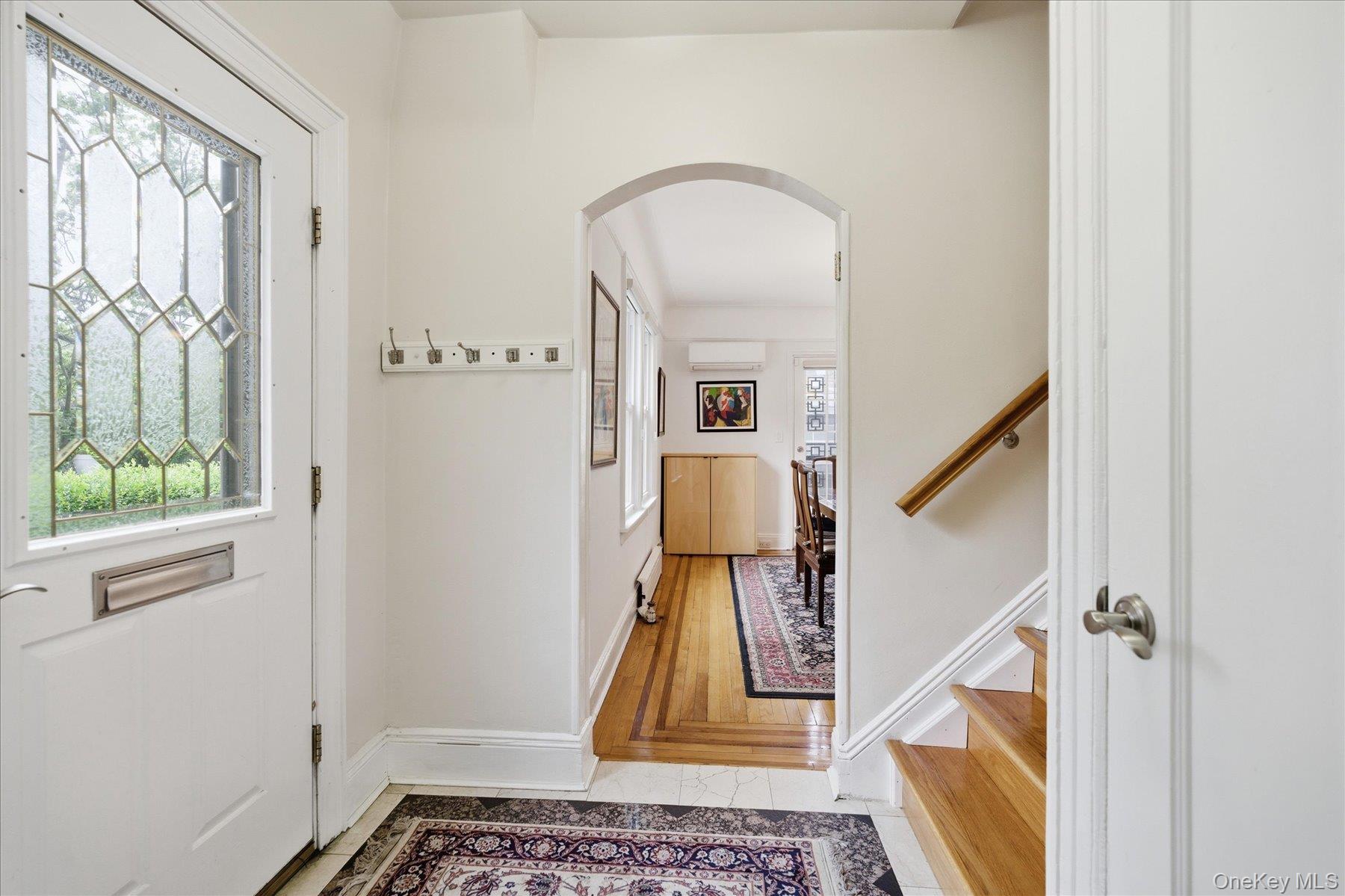 261-21 Pembroke Avenue Property Photo 4