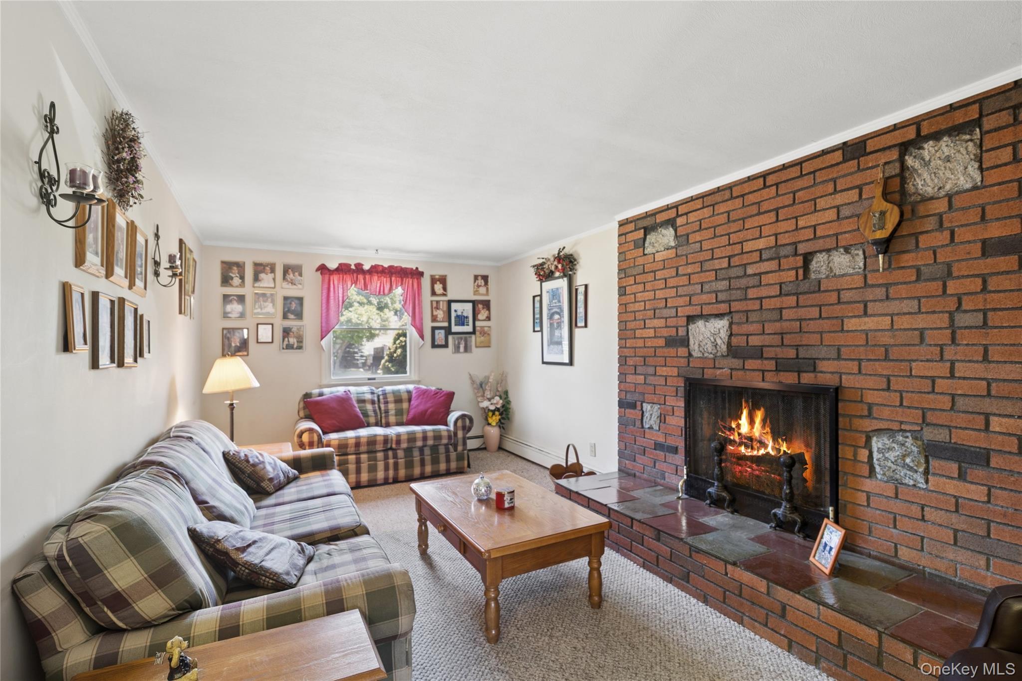 52 Center Street Property Photo 7