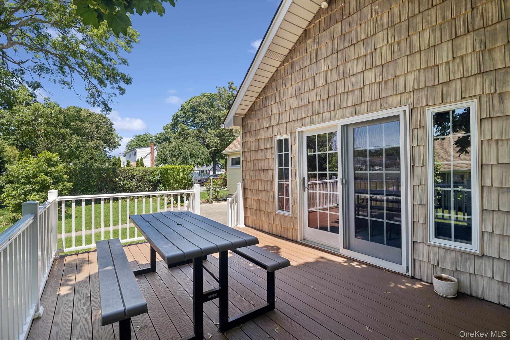 52 Center Street Property Photo 20