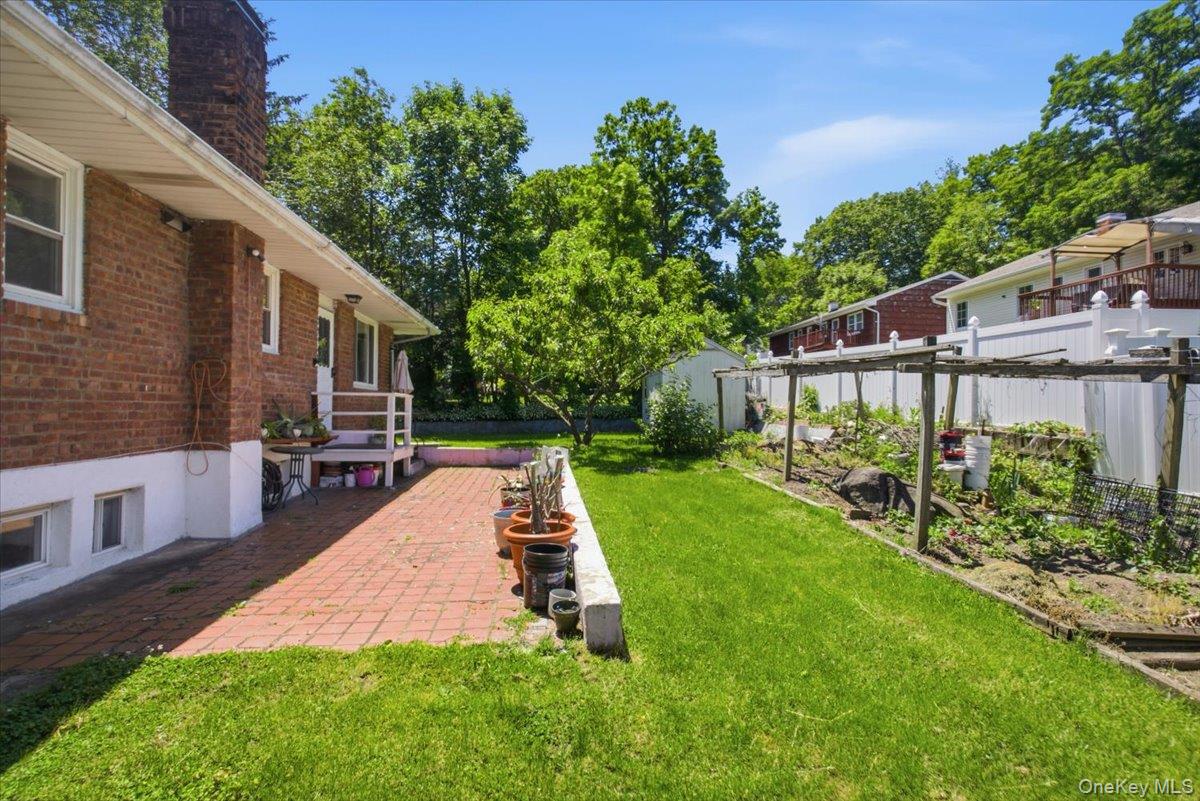 351 Grandview Boulevard Property Photo 19