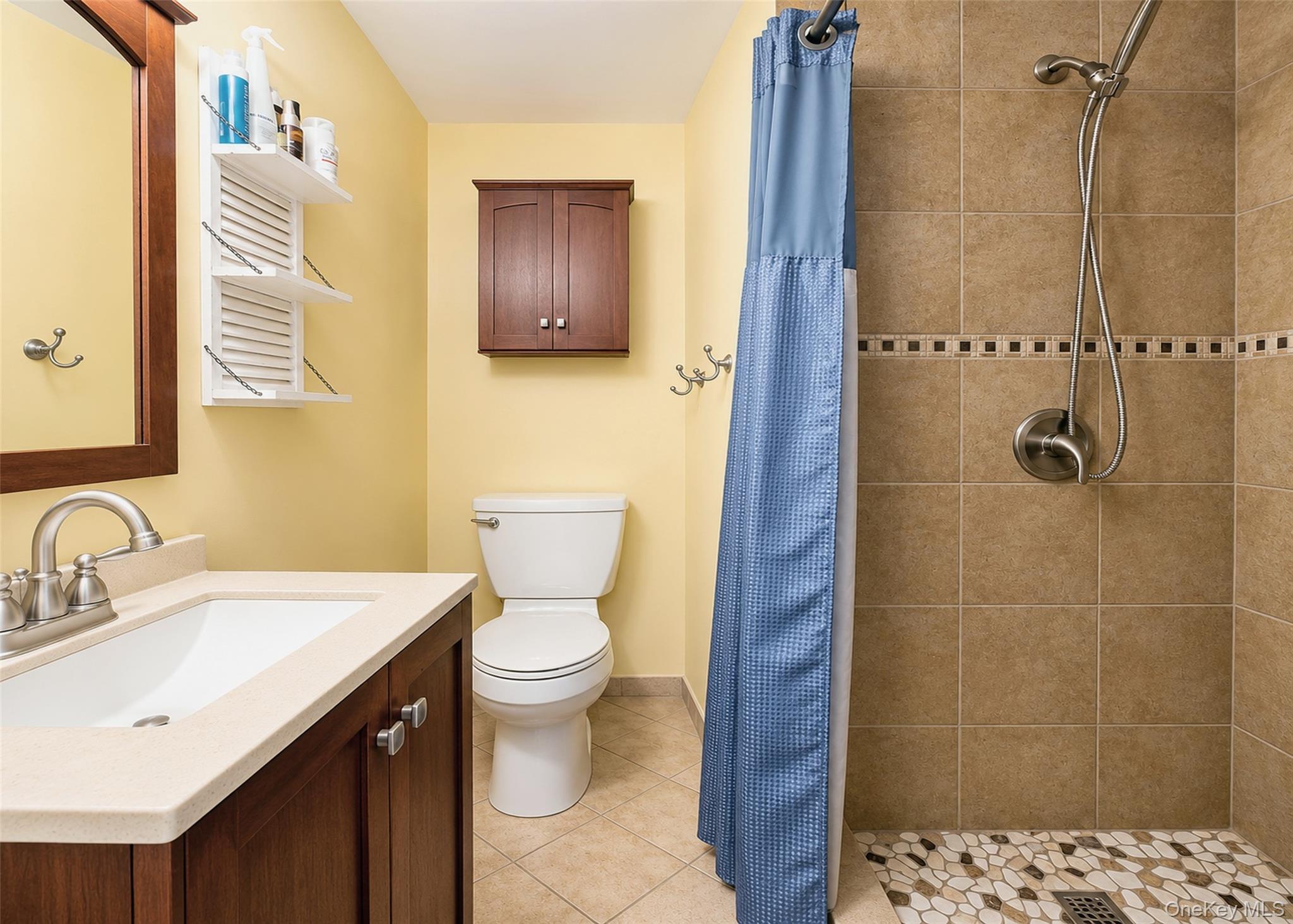 26 Campus Drive Property Photo 11