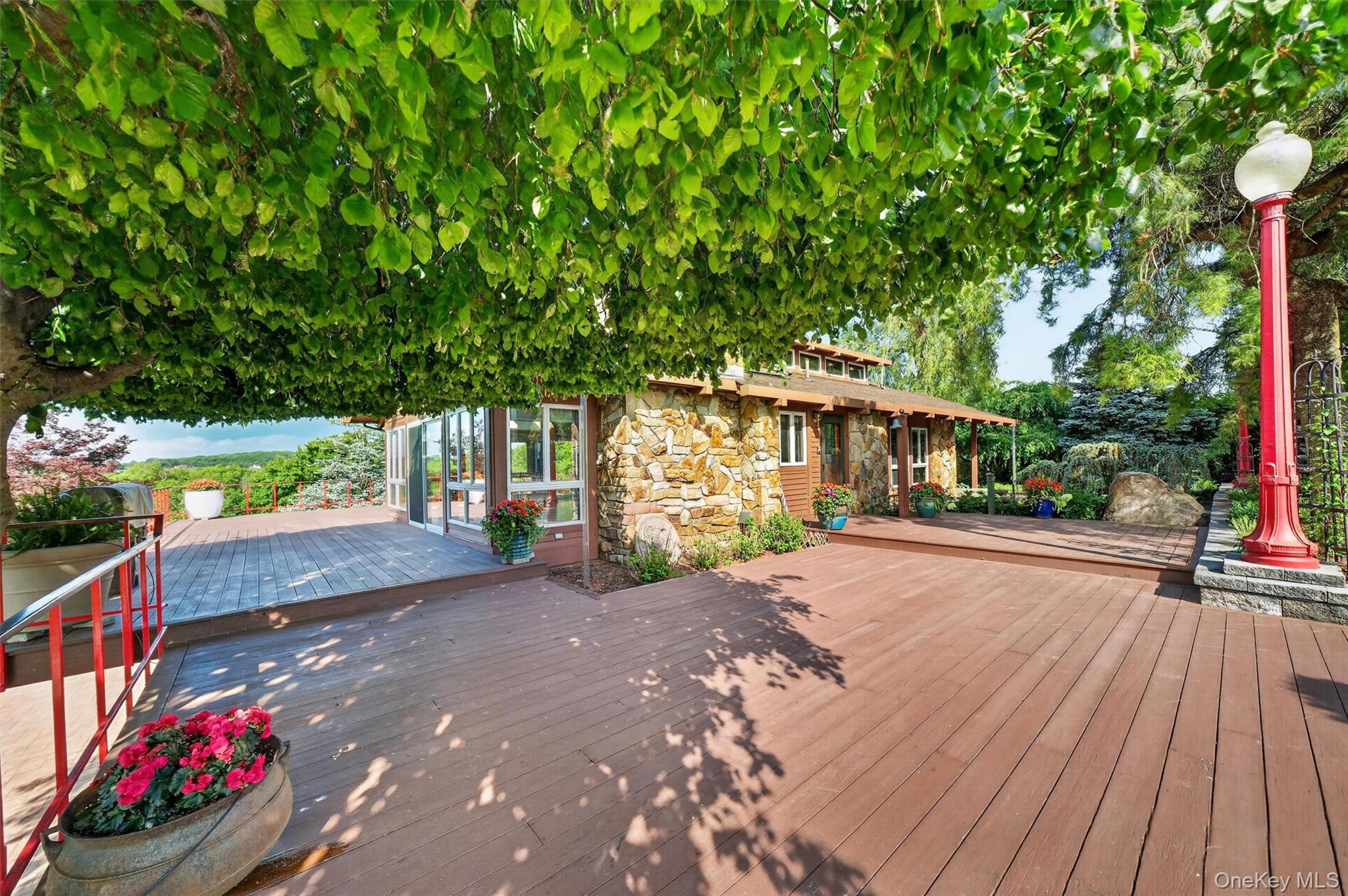 165 Hasbrouck Road Property Photo 9