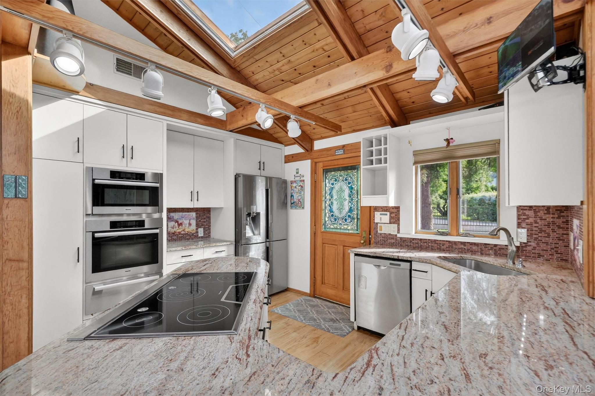 165 Hasbrouck Road Property Photo 18