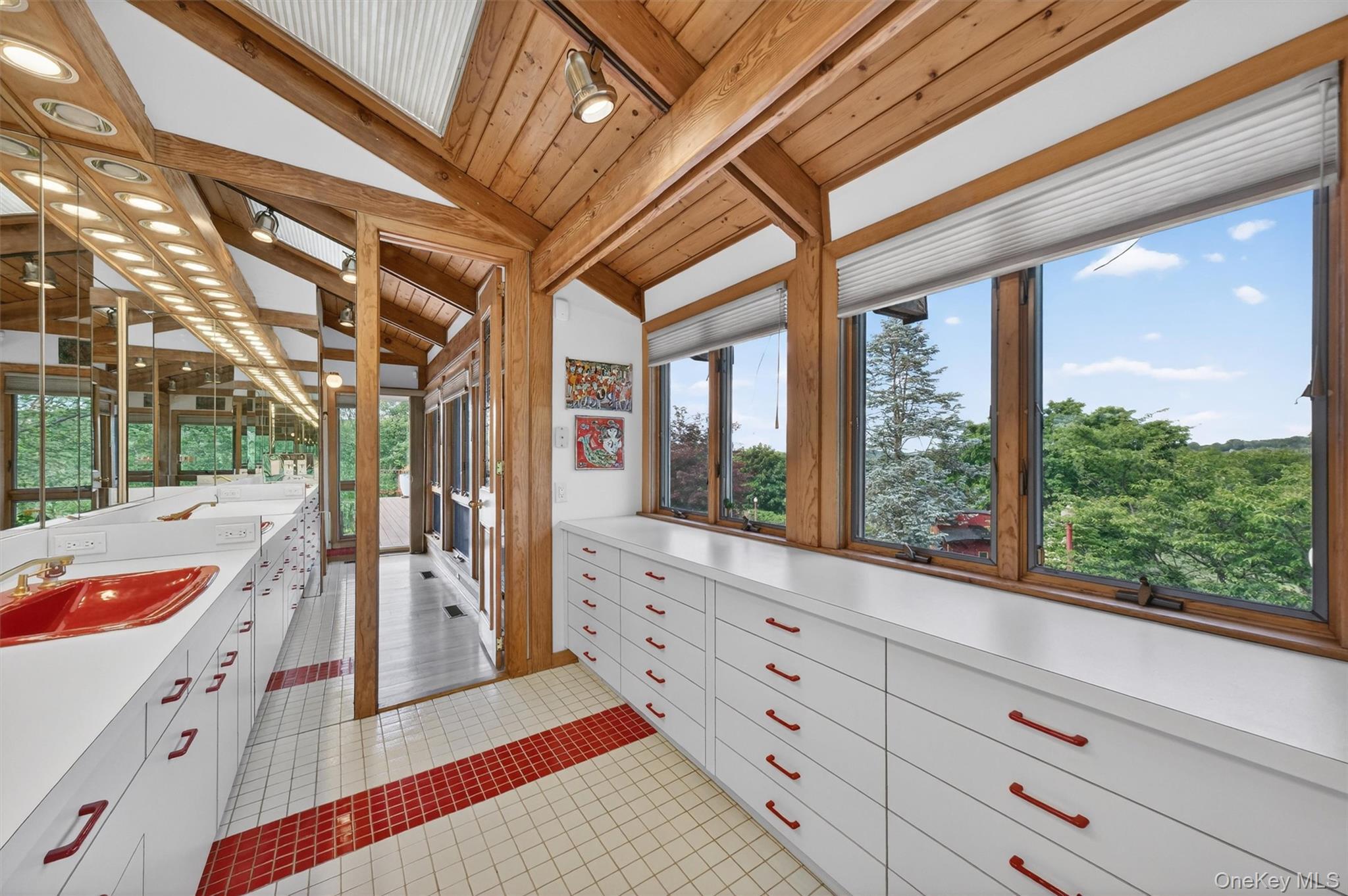 165 Hasbrouck Road Property Photo 26
