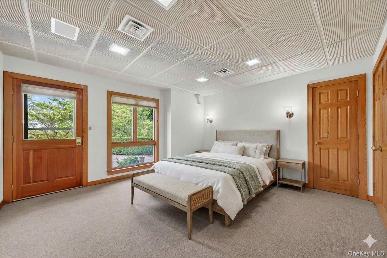 165 Hasbrouck Road Property Photo 28
