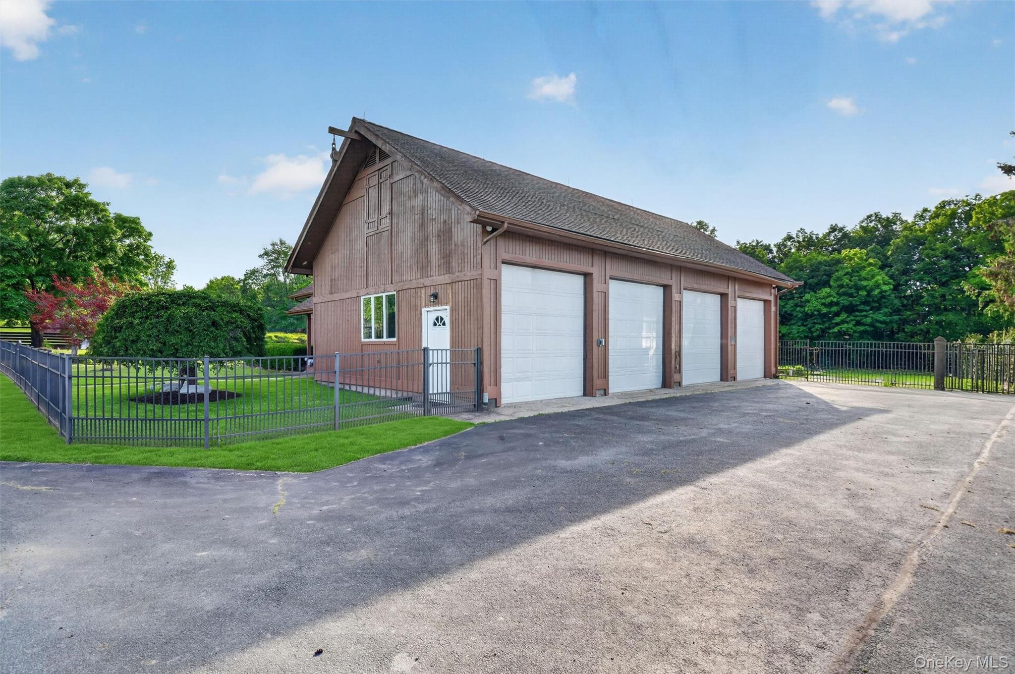 165 Hasbrouck Road Property Photo 33