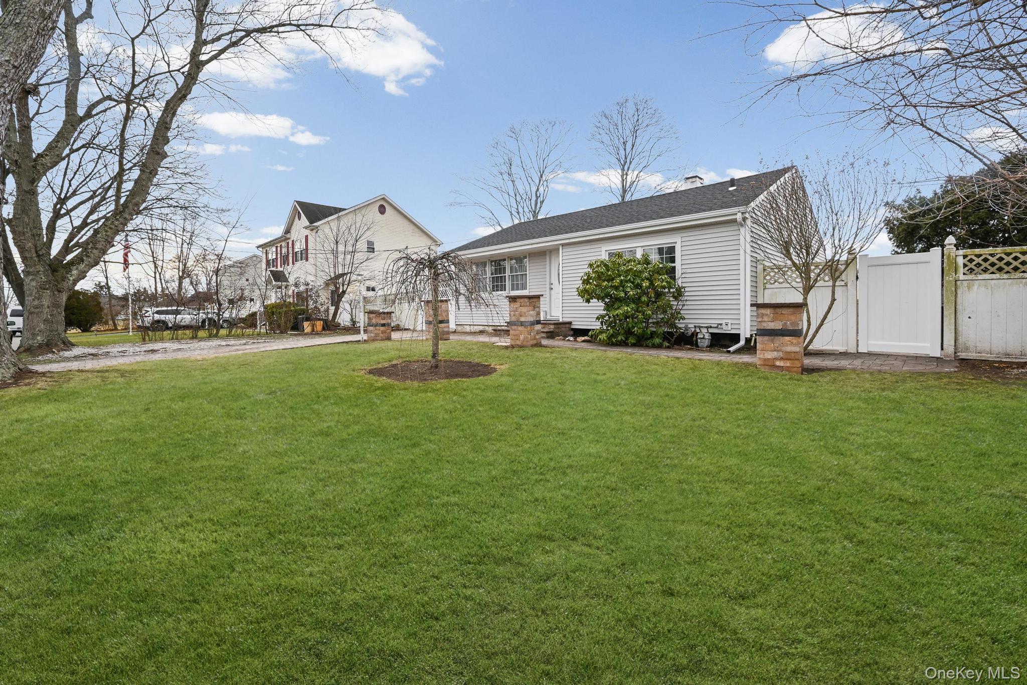 186 Westwood Drive Property Photo 3