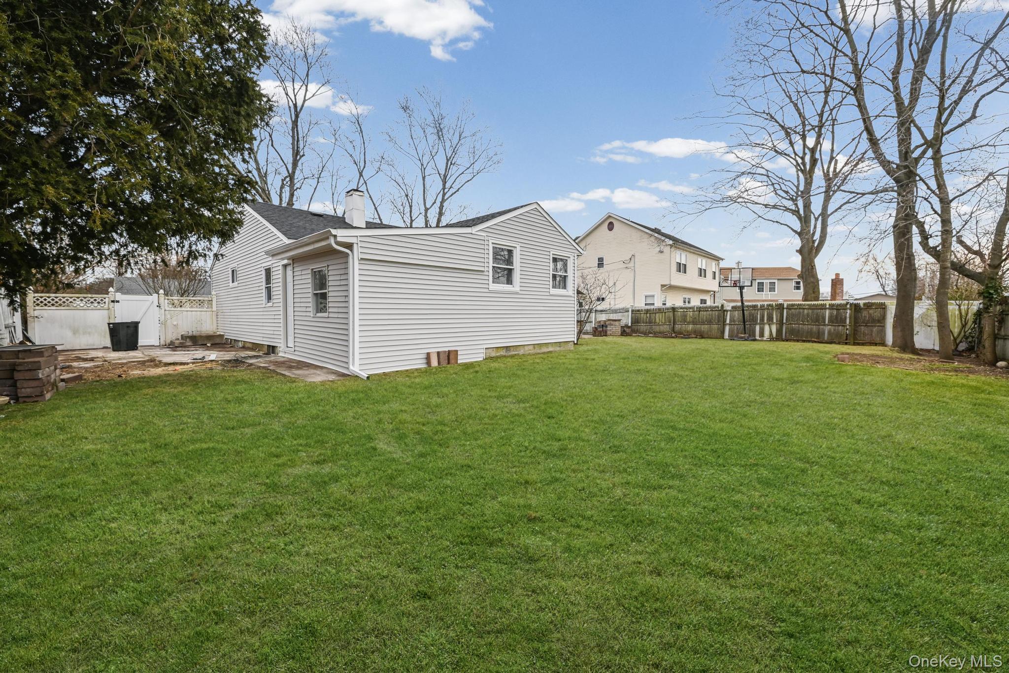 186 Westwood Drive Property Photo 6