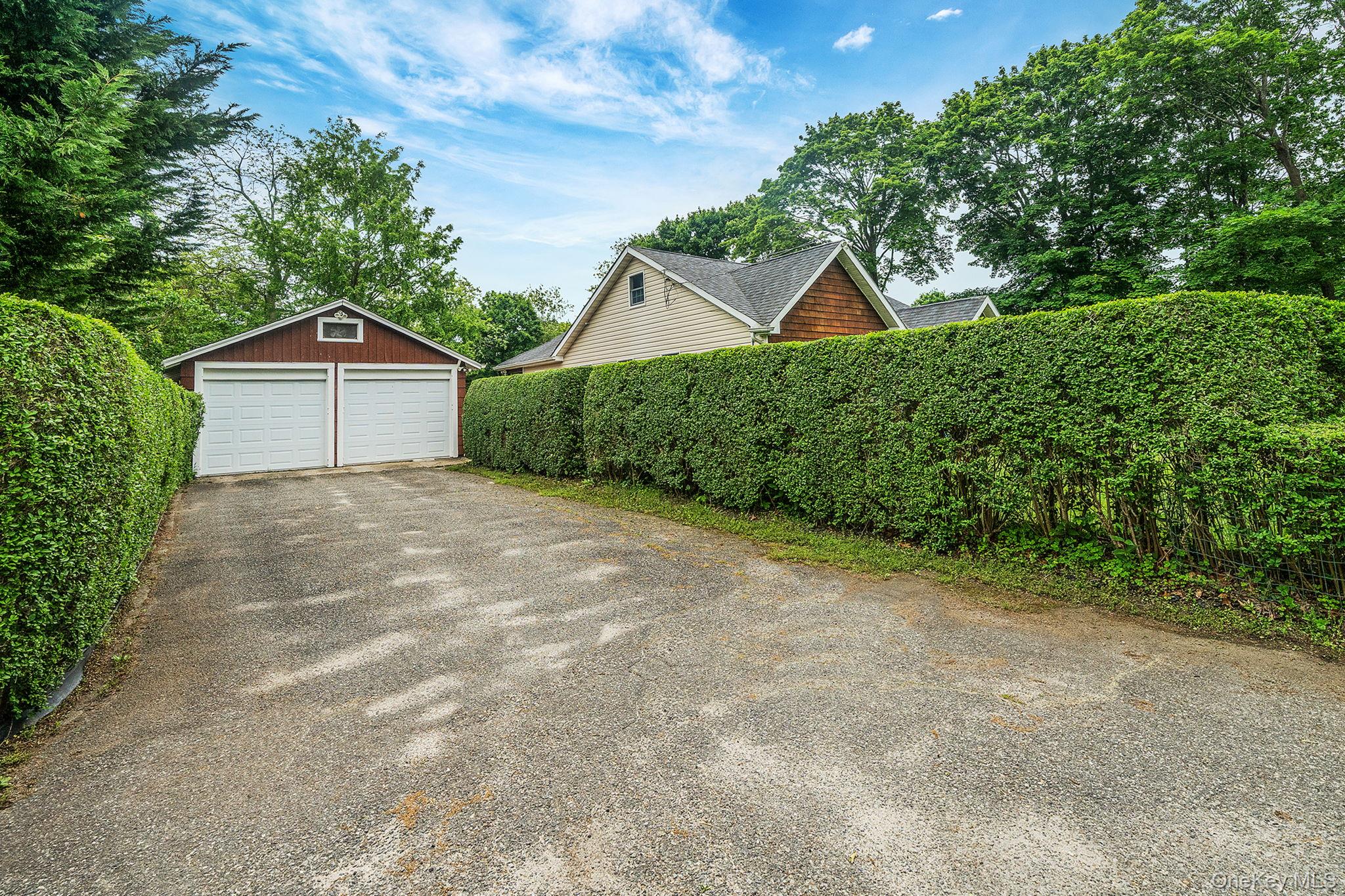 75 Champlin Avenue Property Photo 6