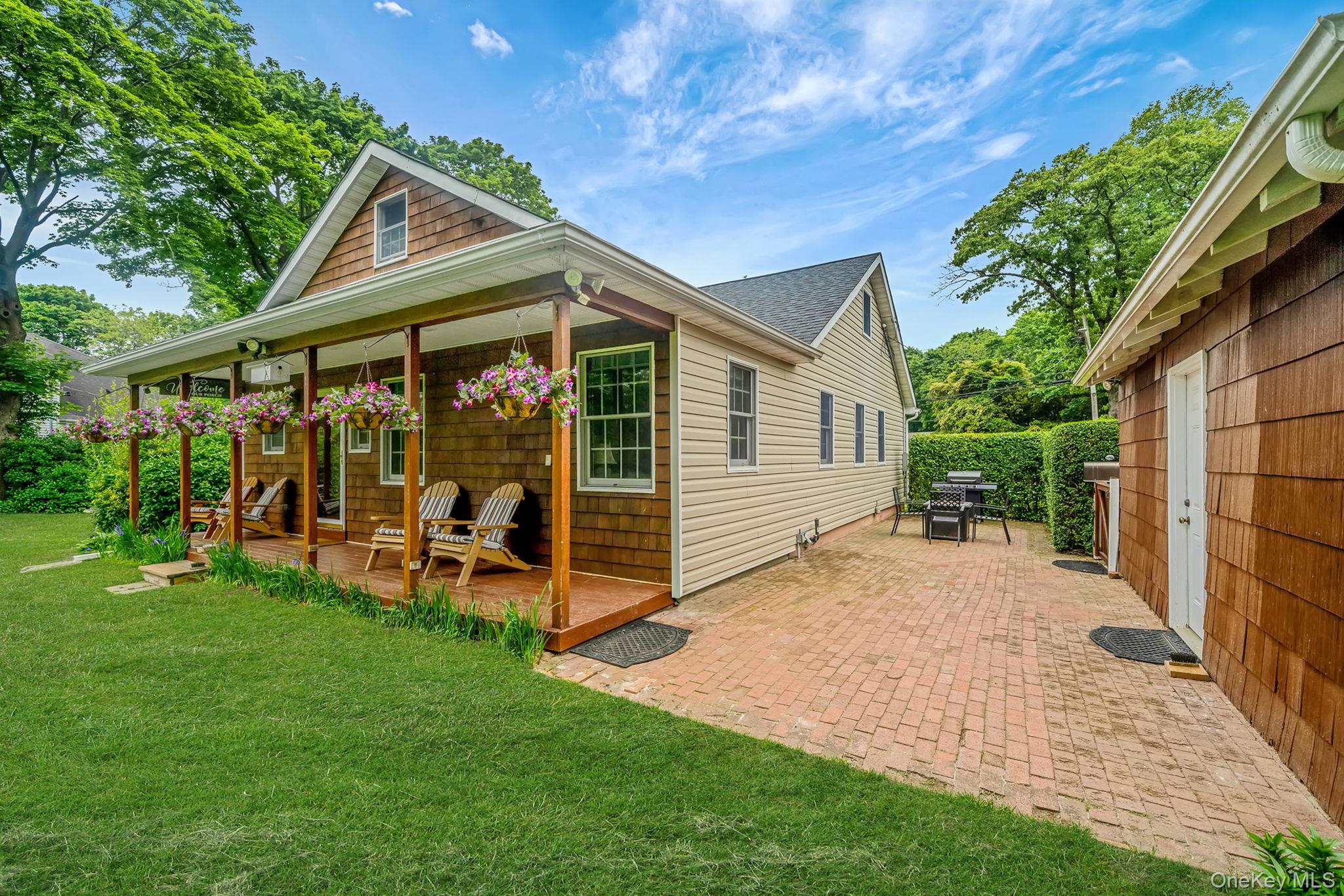 75 Champlin Avenue Property Photo 8