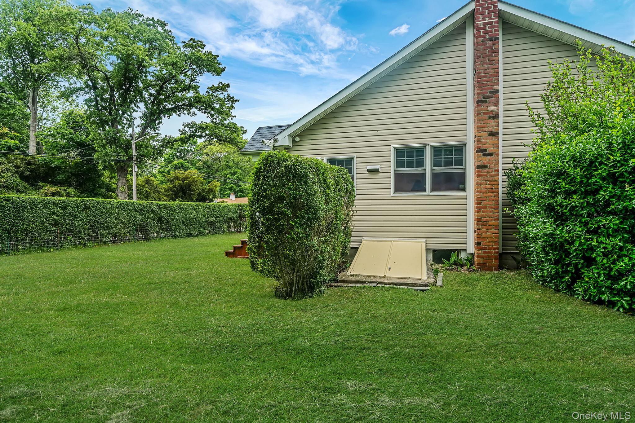 75 Champlin Avenue Property Photo 13