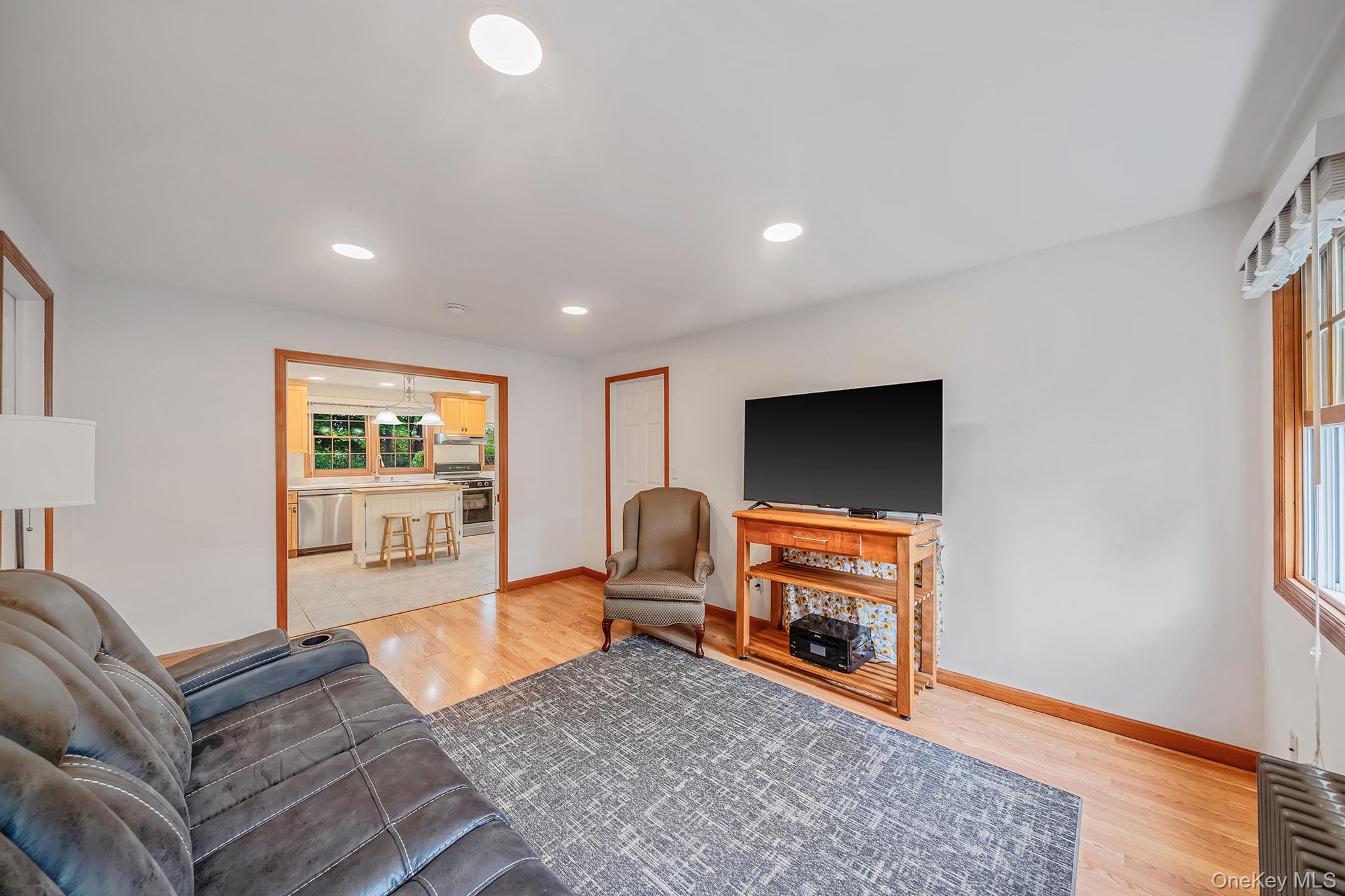 75 Champlin Avenue Property Photo 22