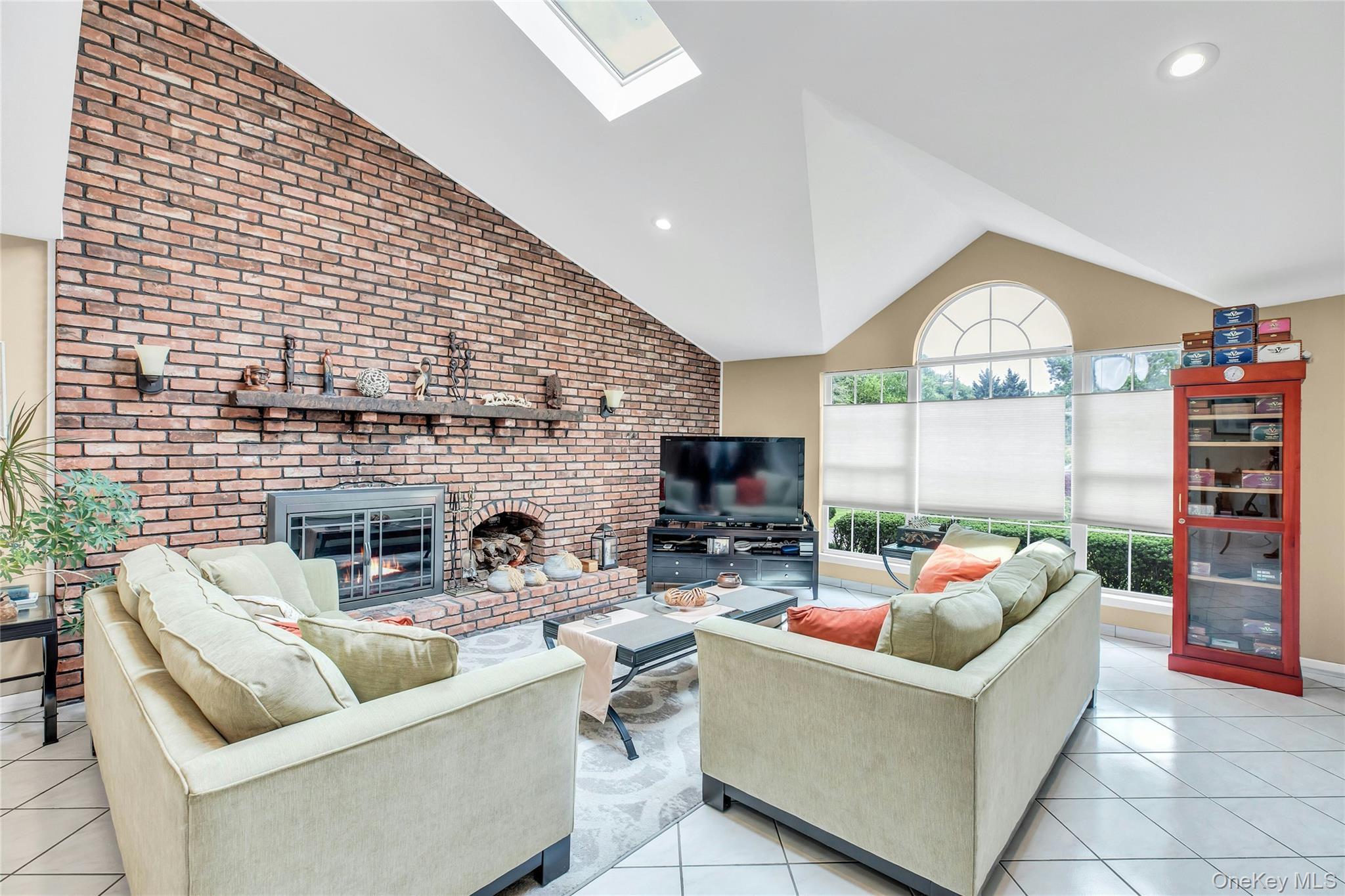 2 Eton Court Property Photo 8