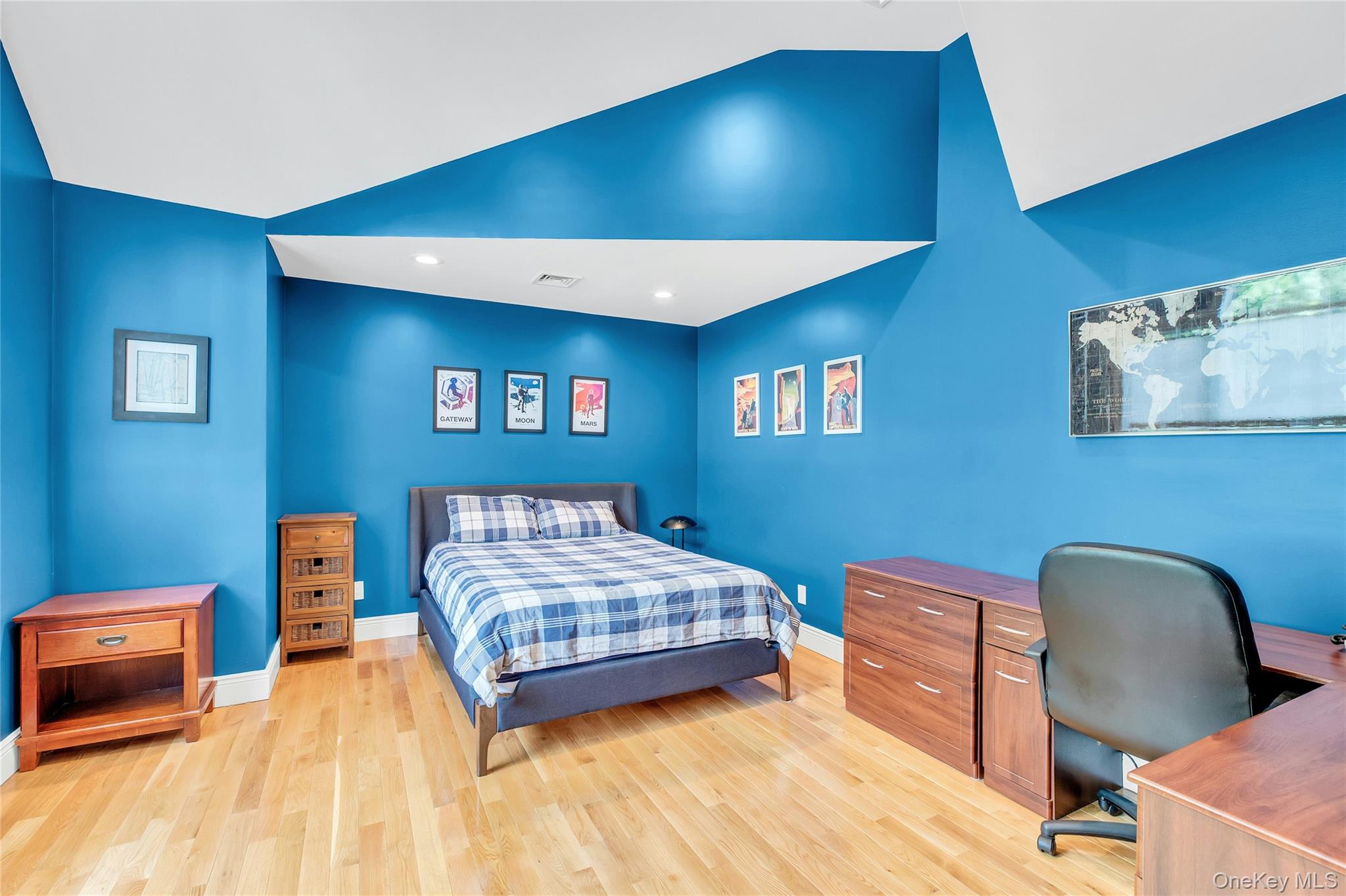 2 Eton Court Property Photo 25