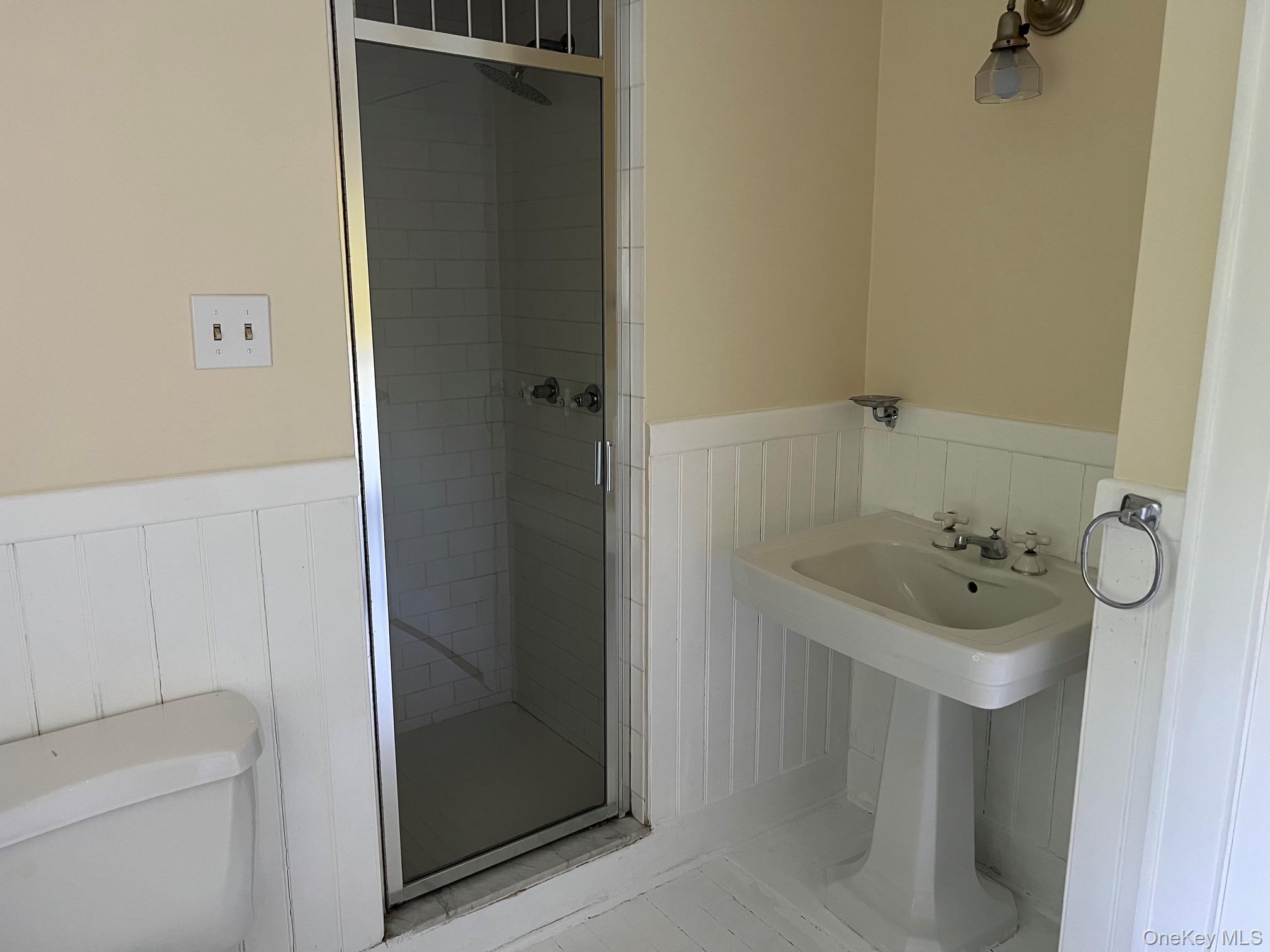 559 Shunpike Property Photo 15