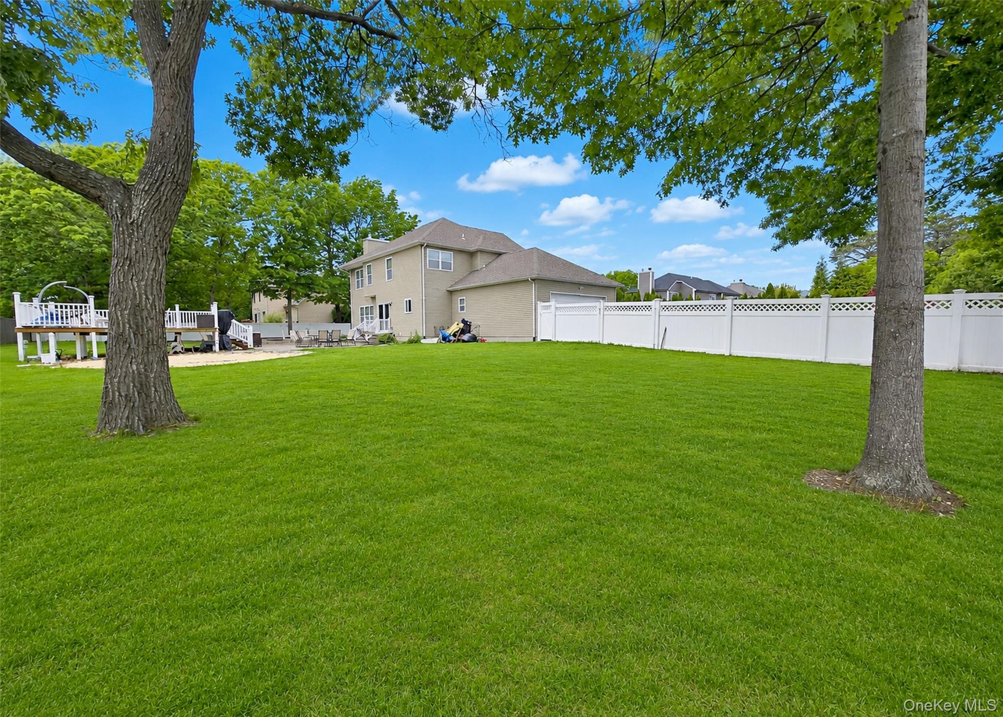 4 Adams Street Property Photo 25