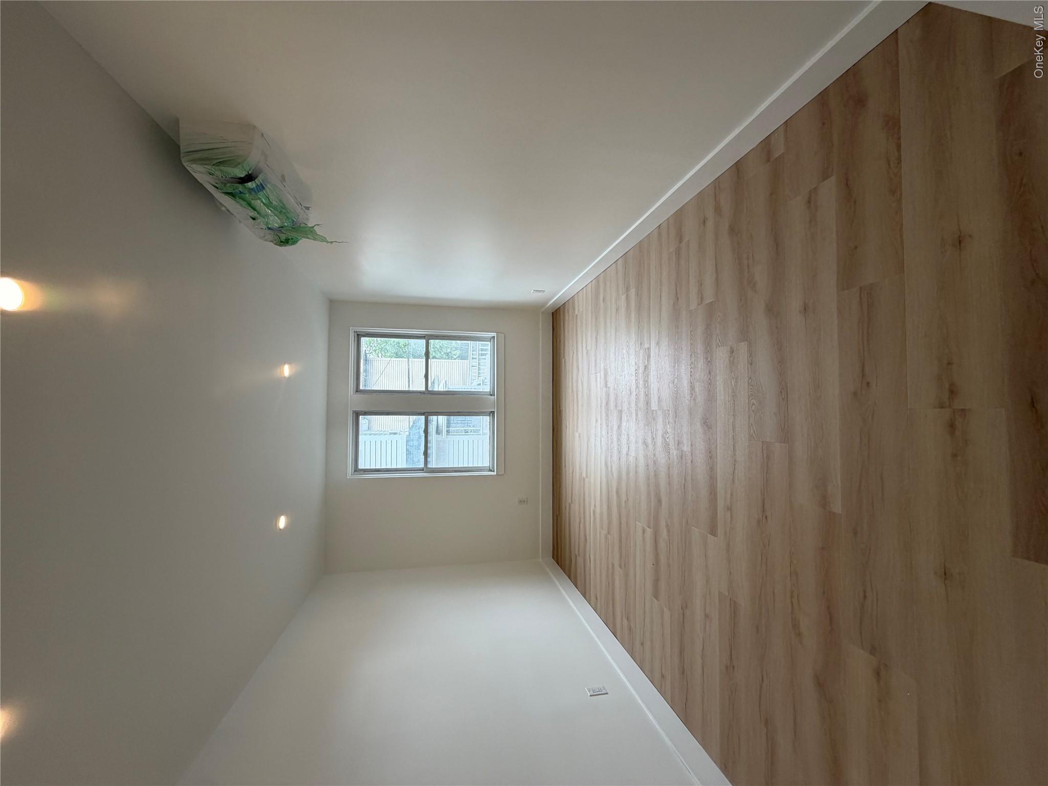 3105 Roberts Avenue Property Photo 4