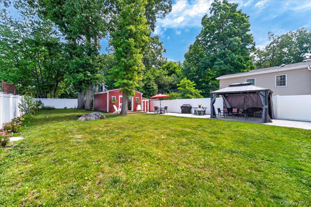 33 Terrace Avenue Property Photo 33