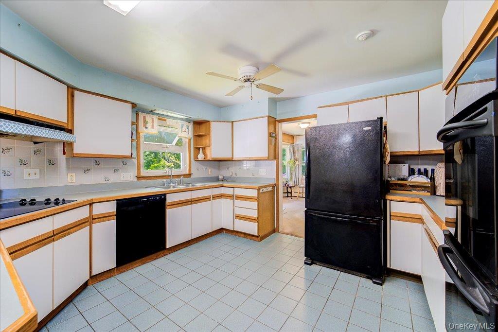 26 Russell Road Property Photo 3