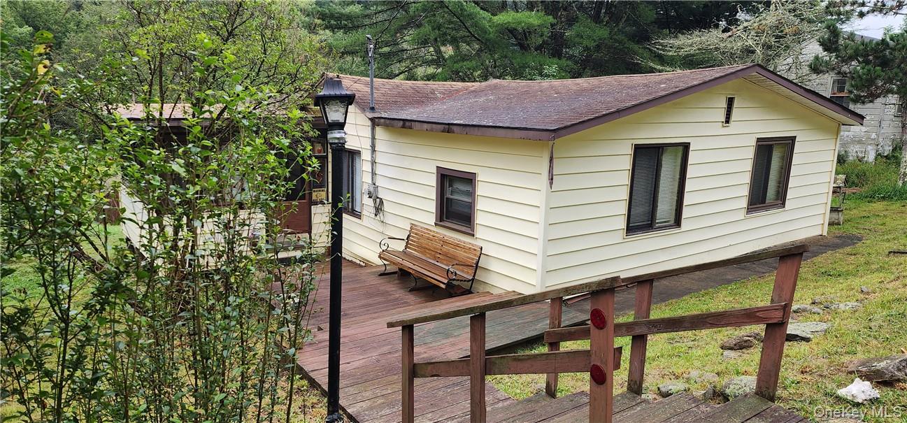 32 Brookside Drive Property Photo 4