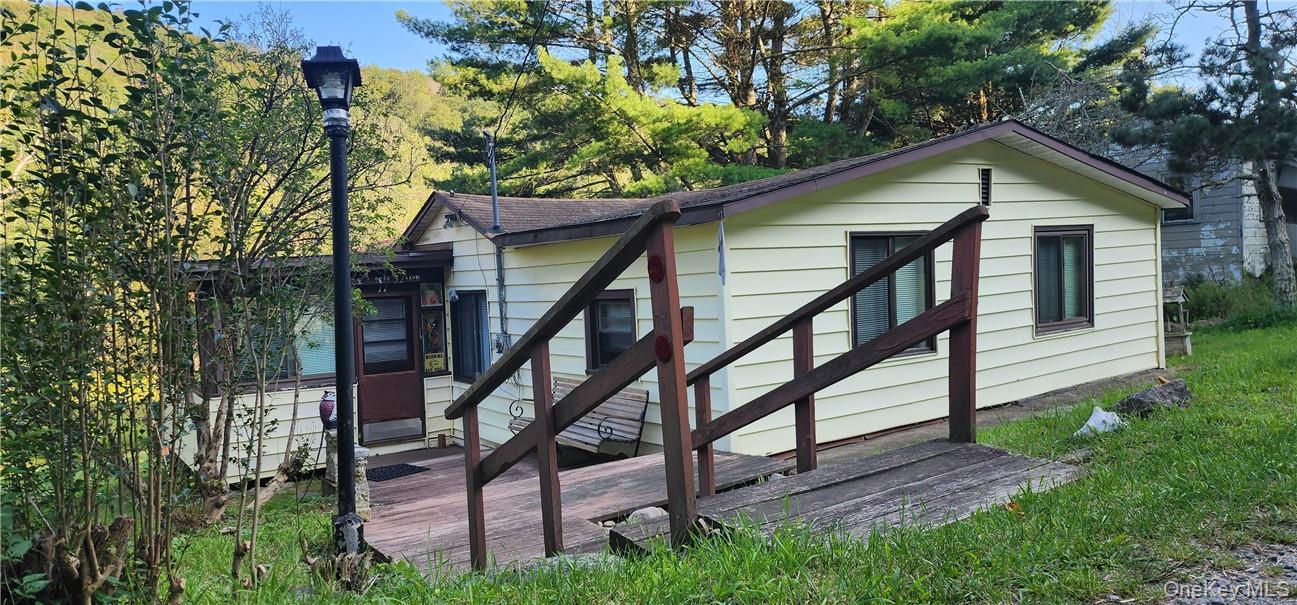 32 Brookside Drive Property Photo 8