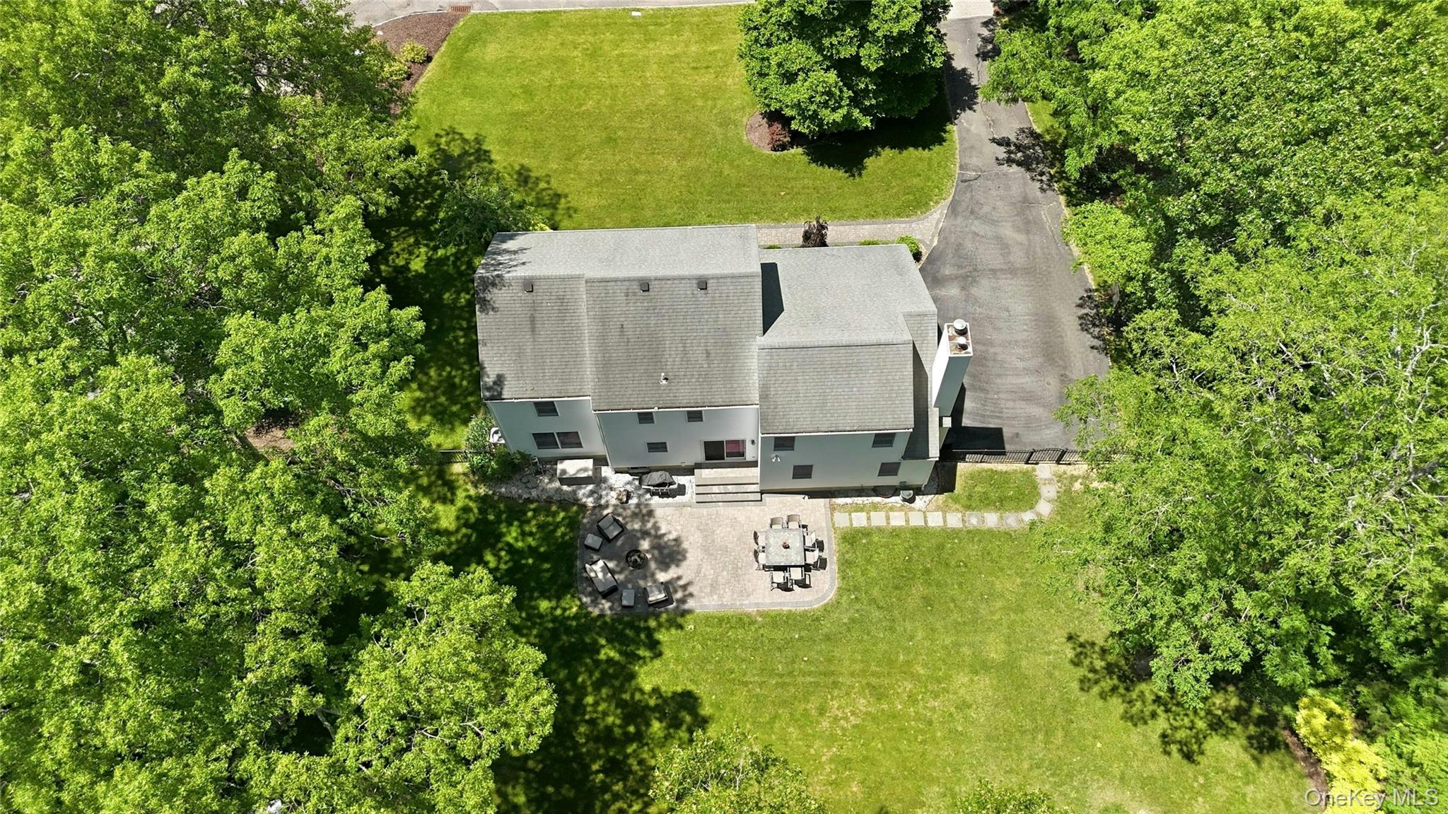 21 Tallmadge Trail Property Photo 5