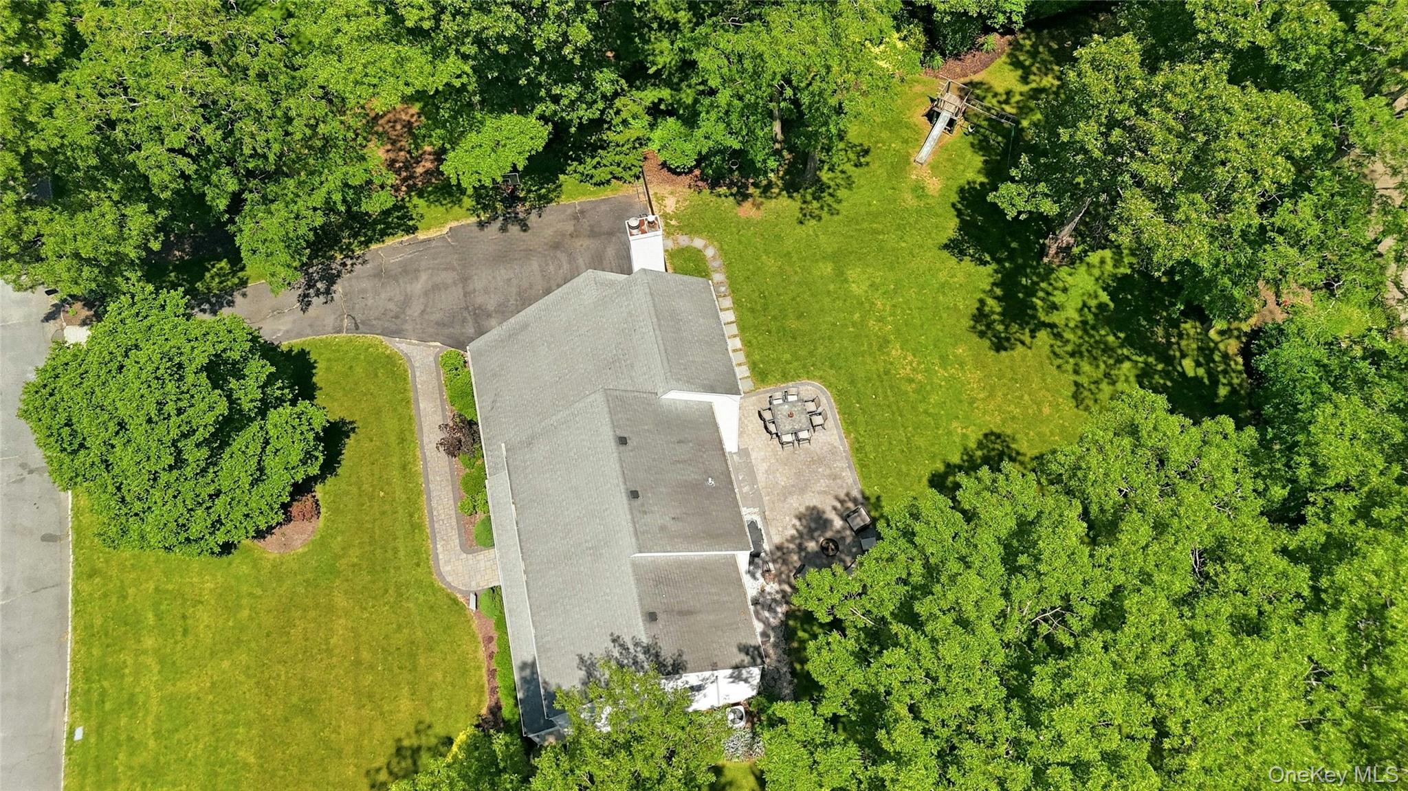 21 Tallmadge Trail Property Photo 6