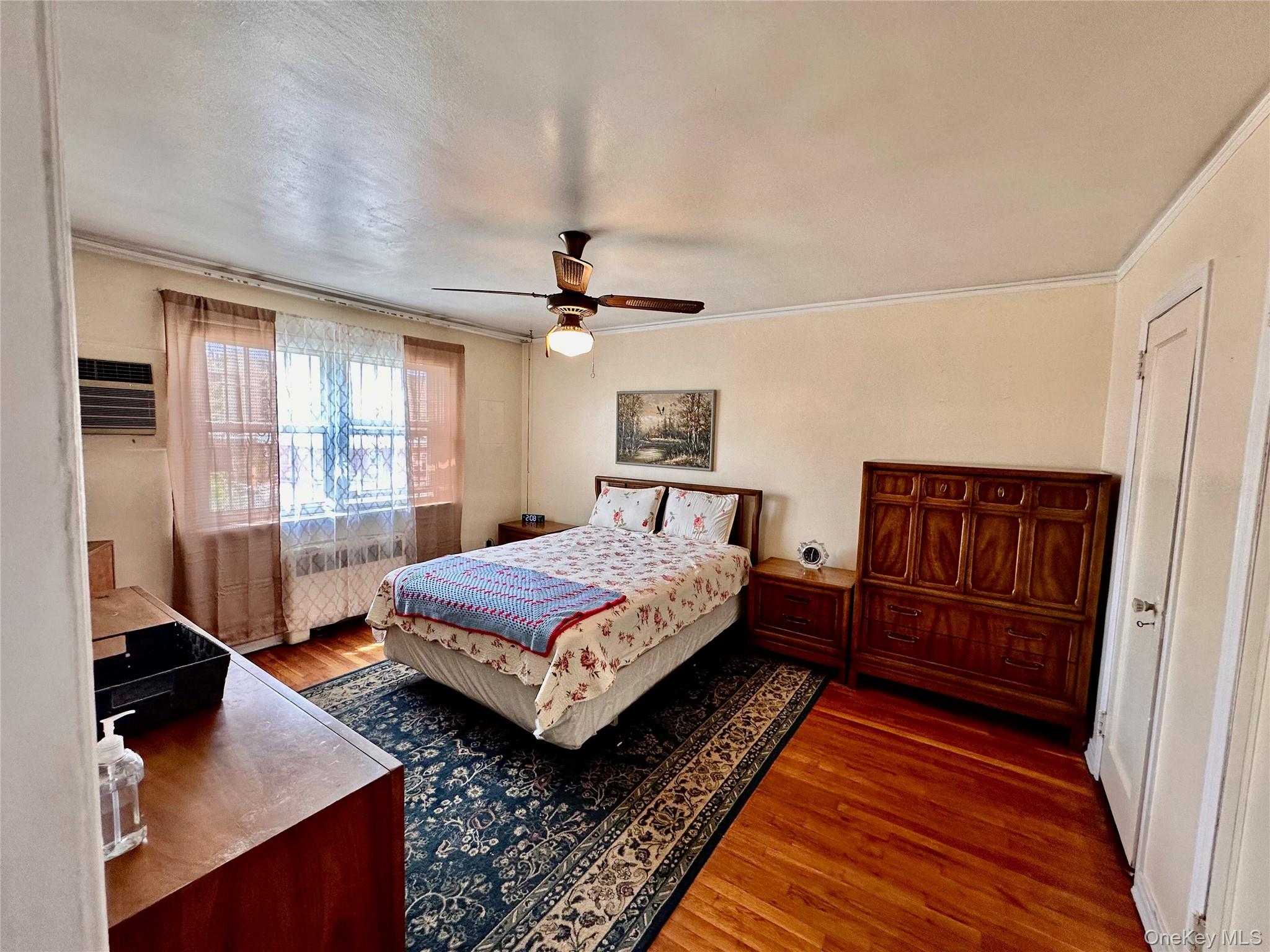 2242 93rd Street Property Photo 8