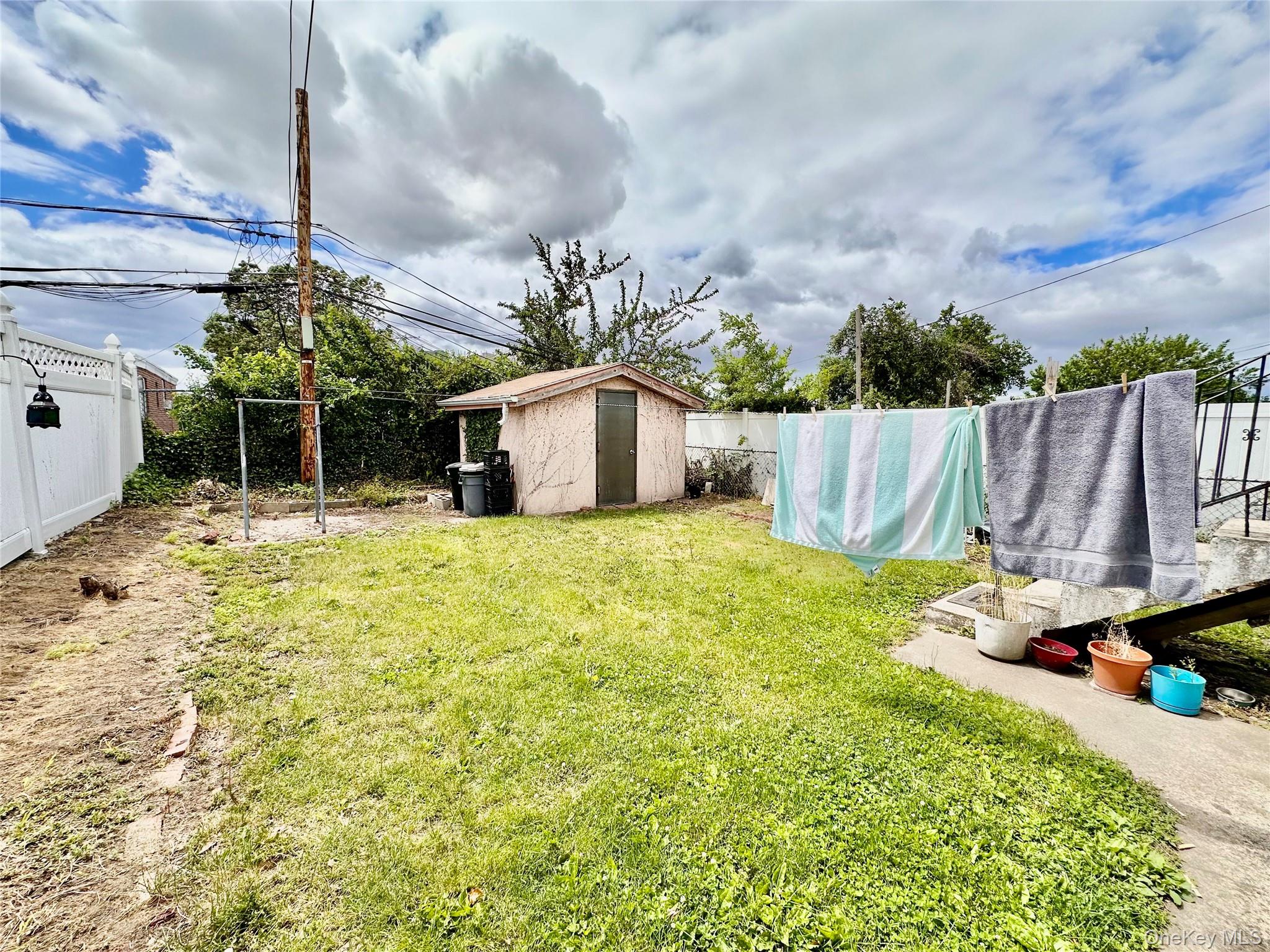 2242 93rd Street Property Photo 15