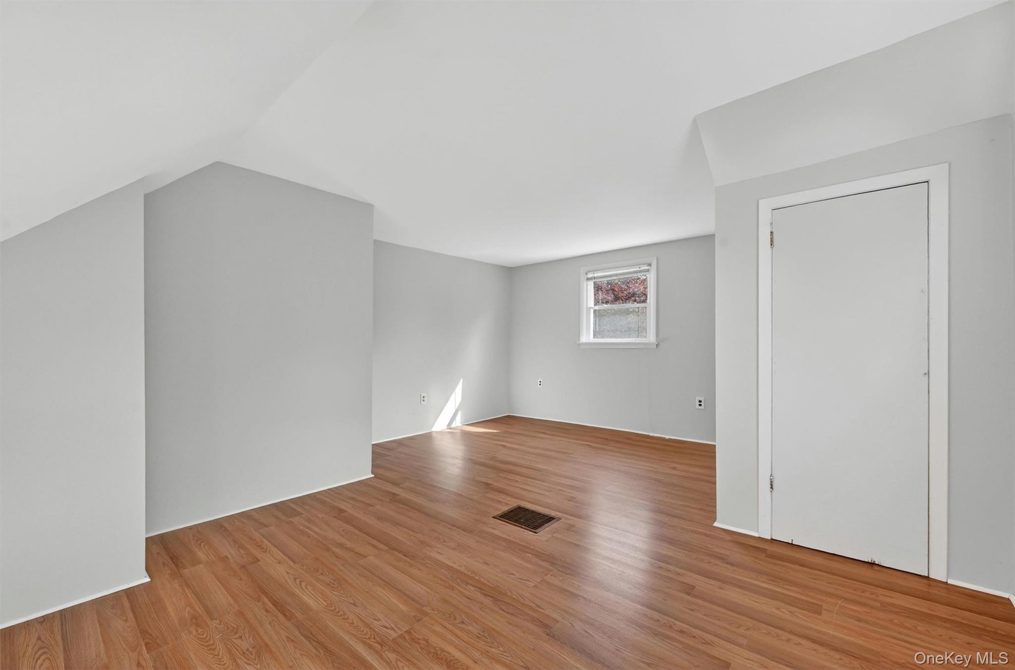 2 Curie Road Property Photo 25