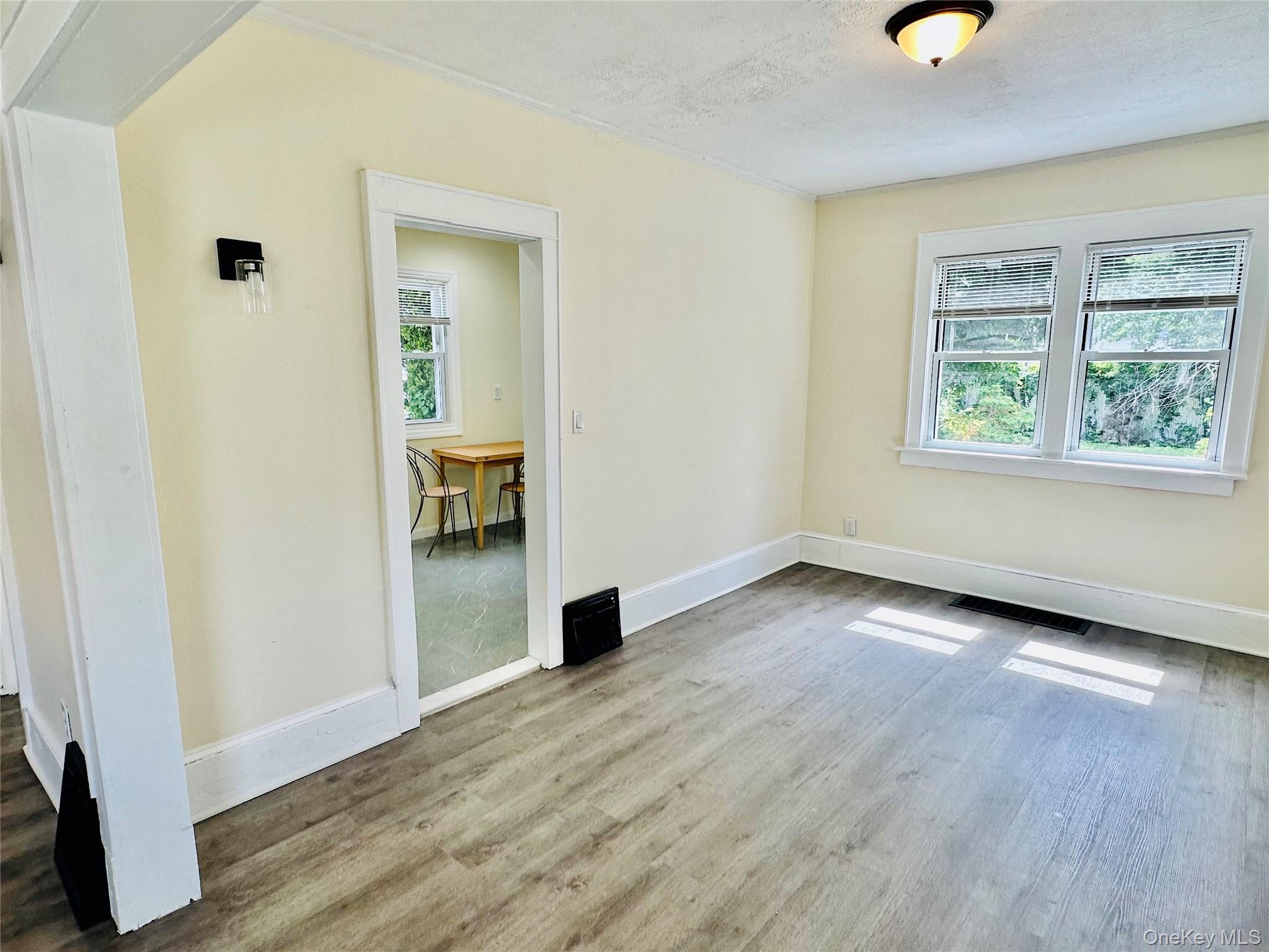 11124 170th Street Property Photo 7