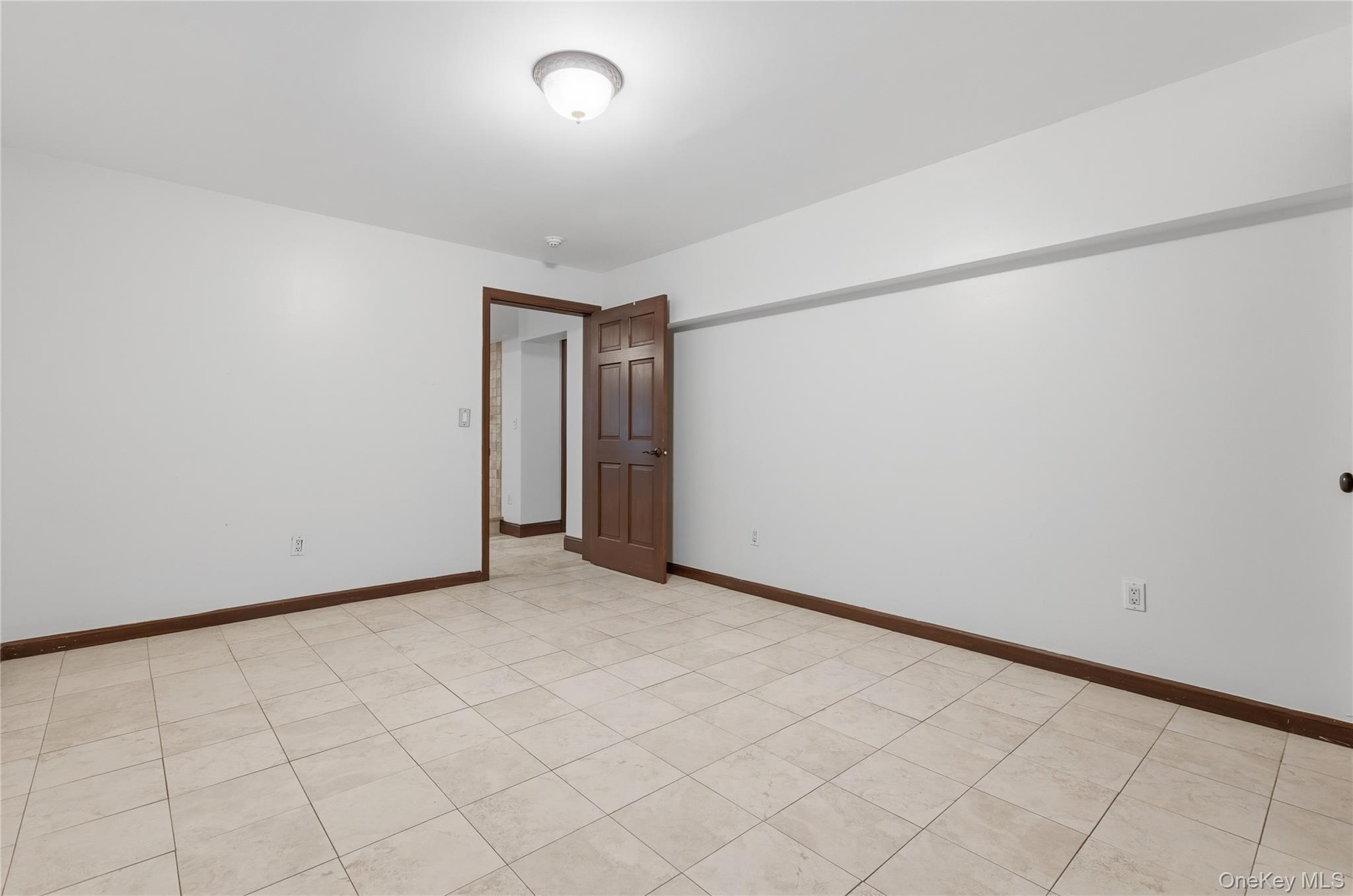 1 Hunting Ridge Road Property Photo 34