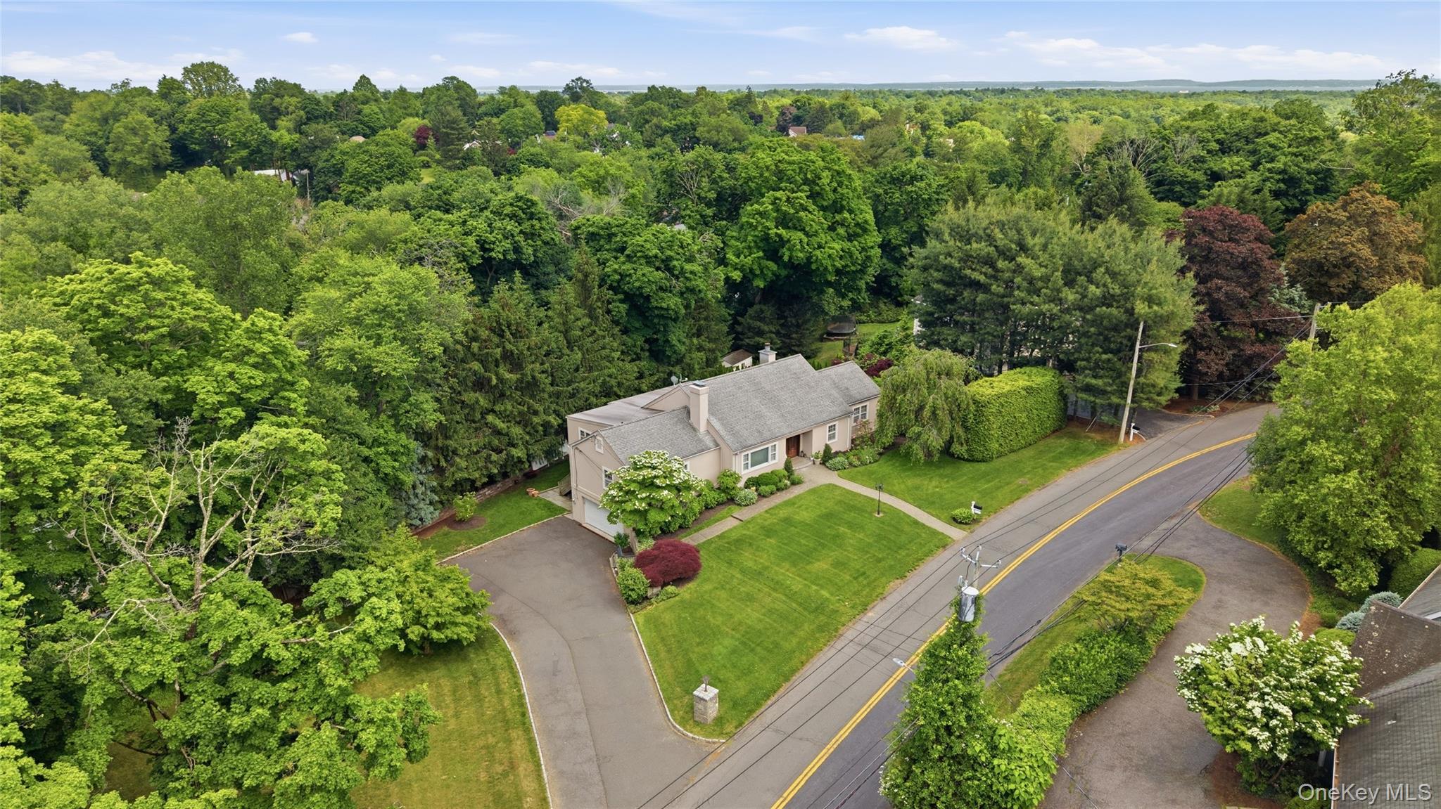 1 Hunting Ridge Road Property Photo 42